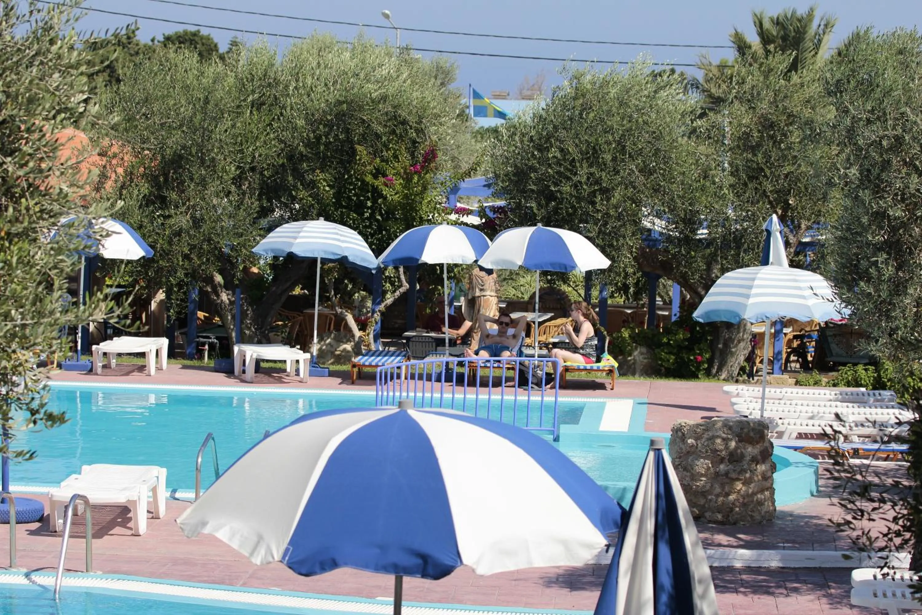 Swimming pool in Filoxenia Apartments & Studios