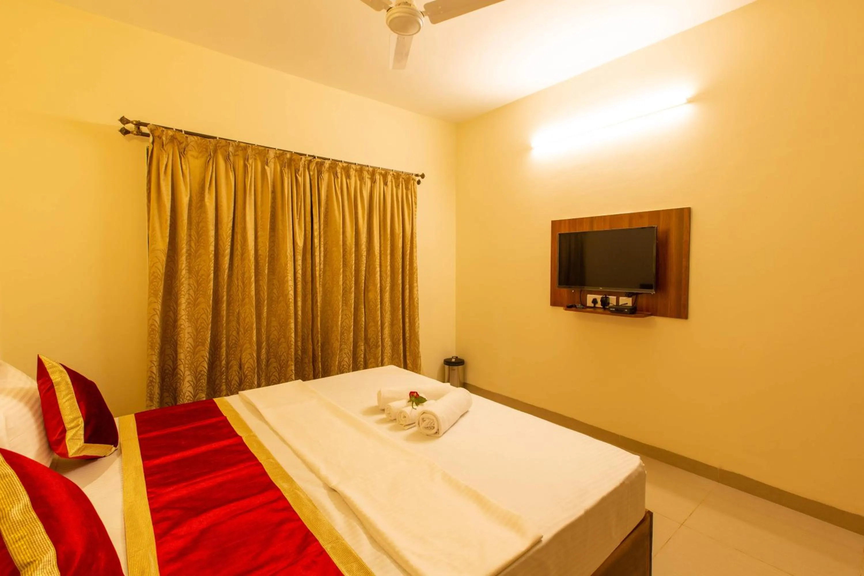 Bedroom, Bed in Tridiva Morjim 150 Meters to Morjim Beach