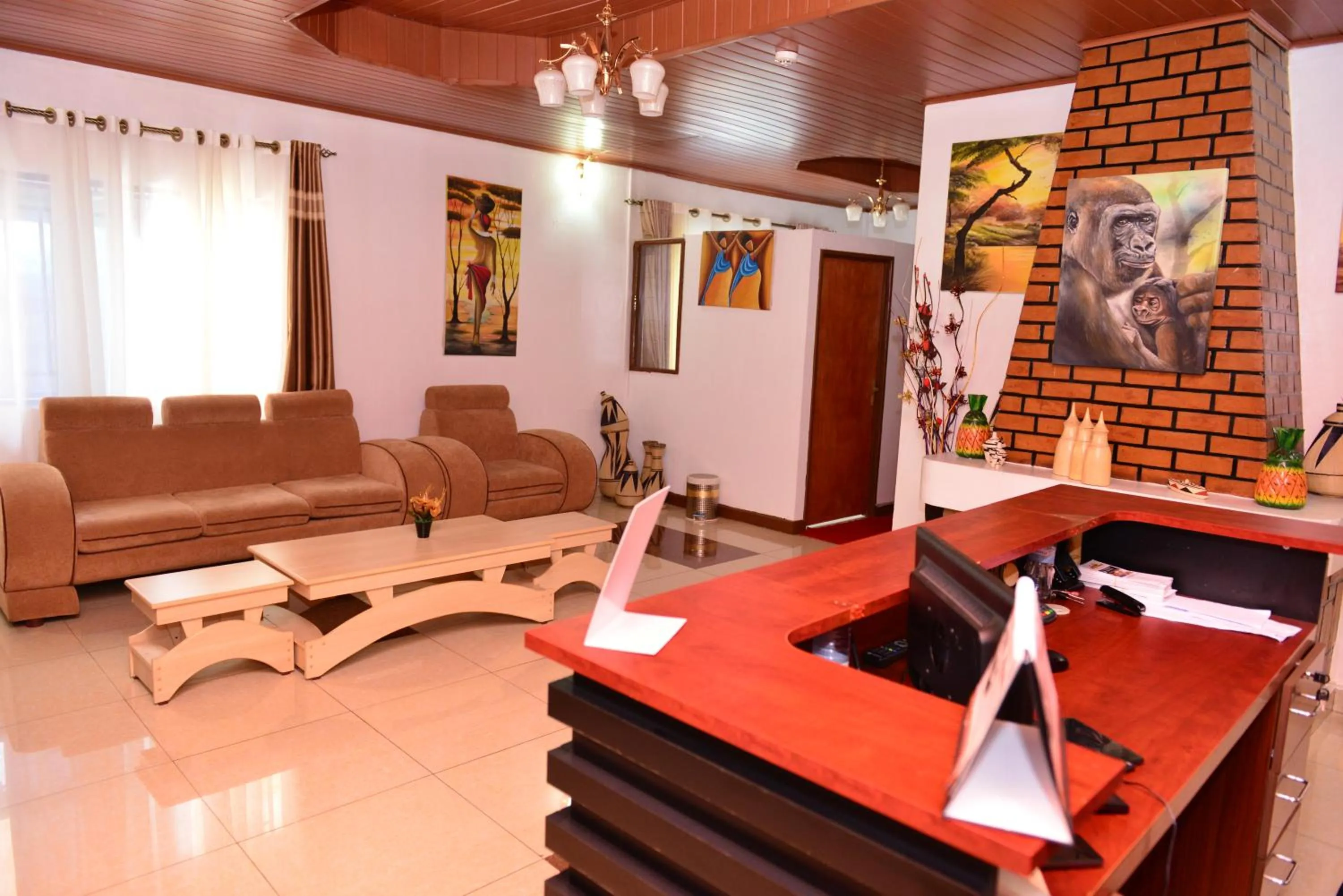 B.Maurice Guest House