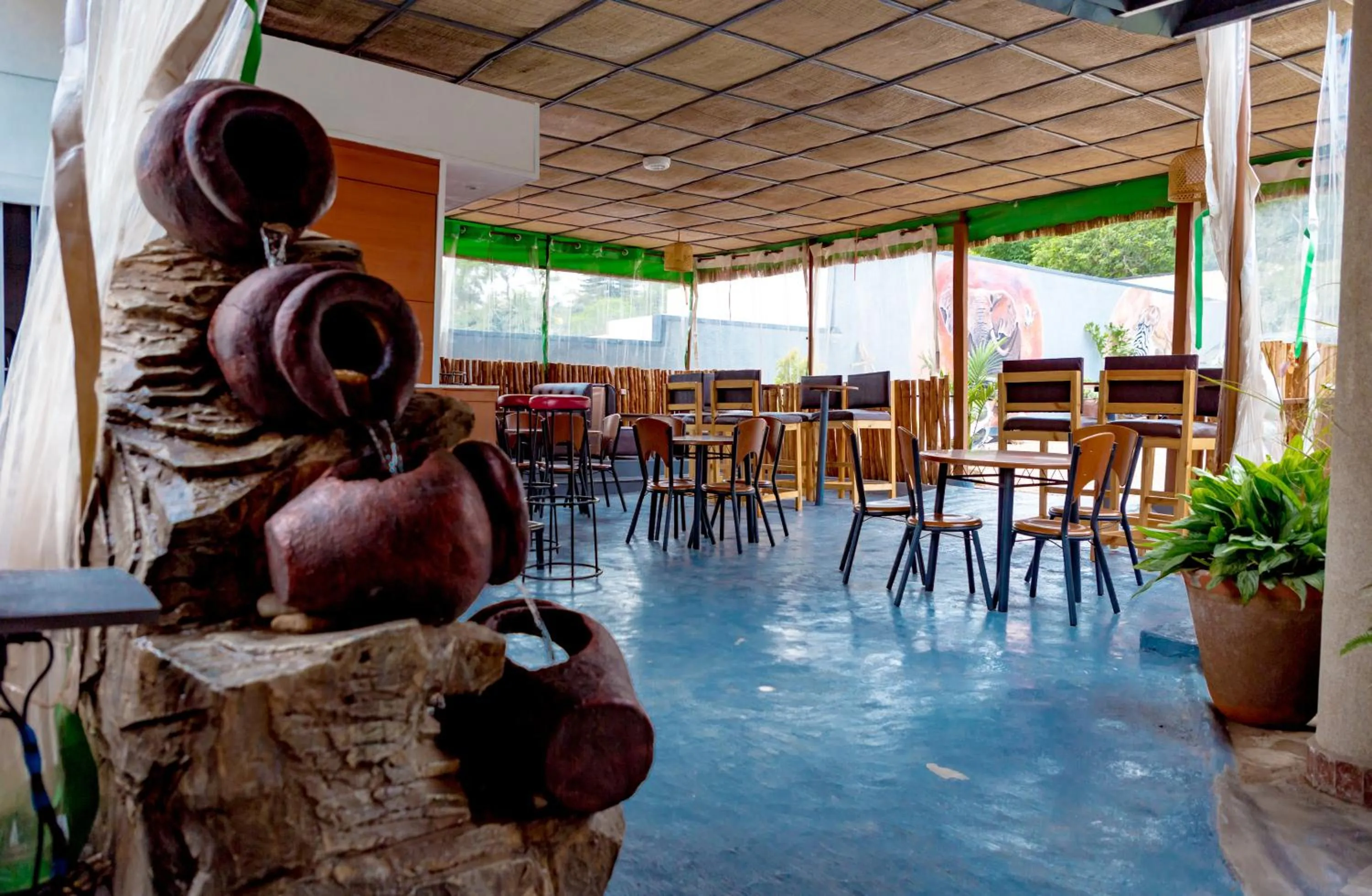 B.Maurice Guest House