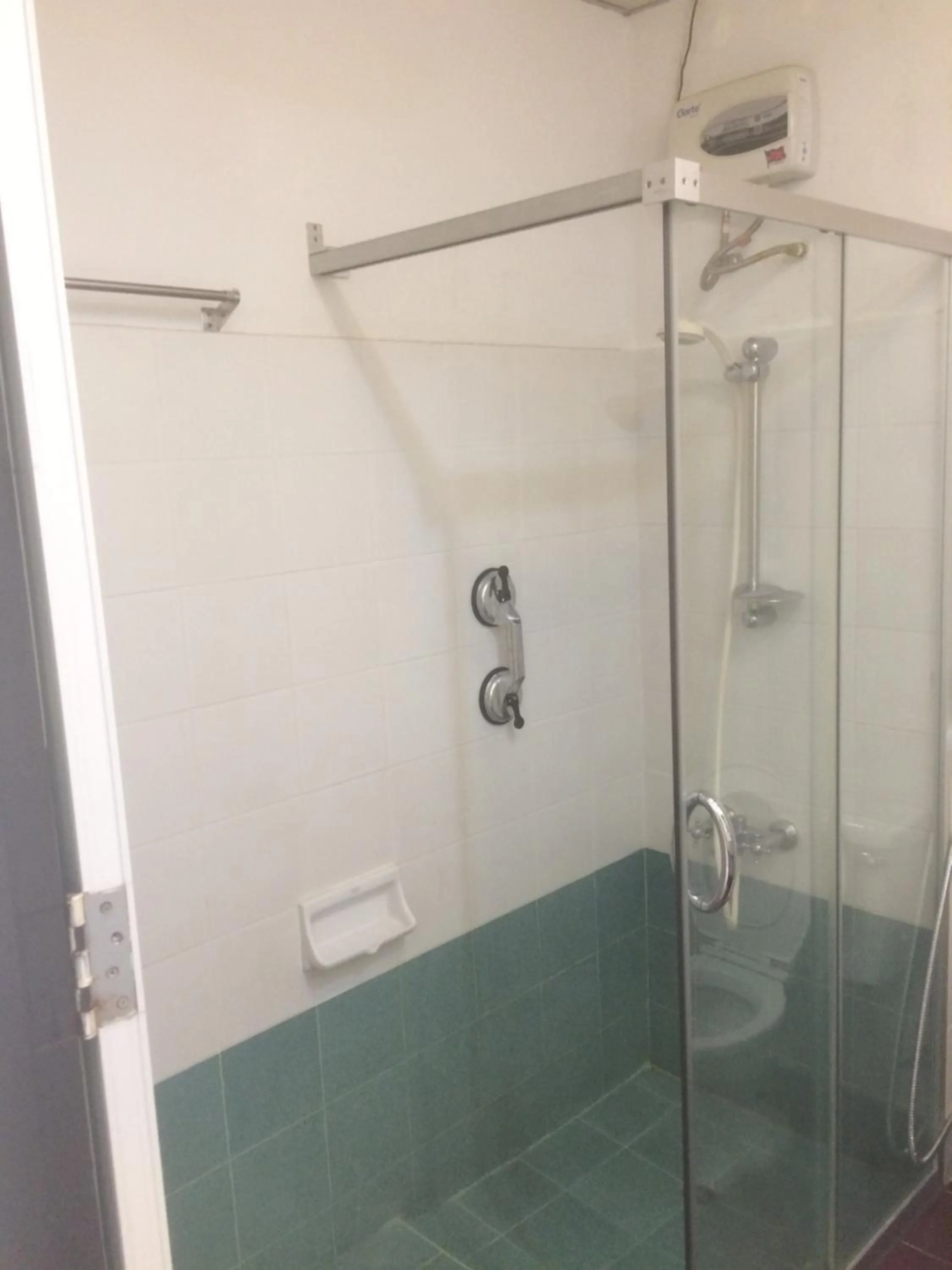 Bathroom in B&B view talay 1 jomtien pattaya