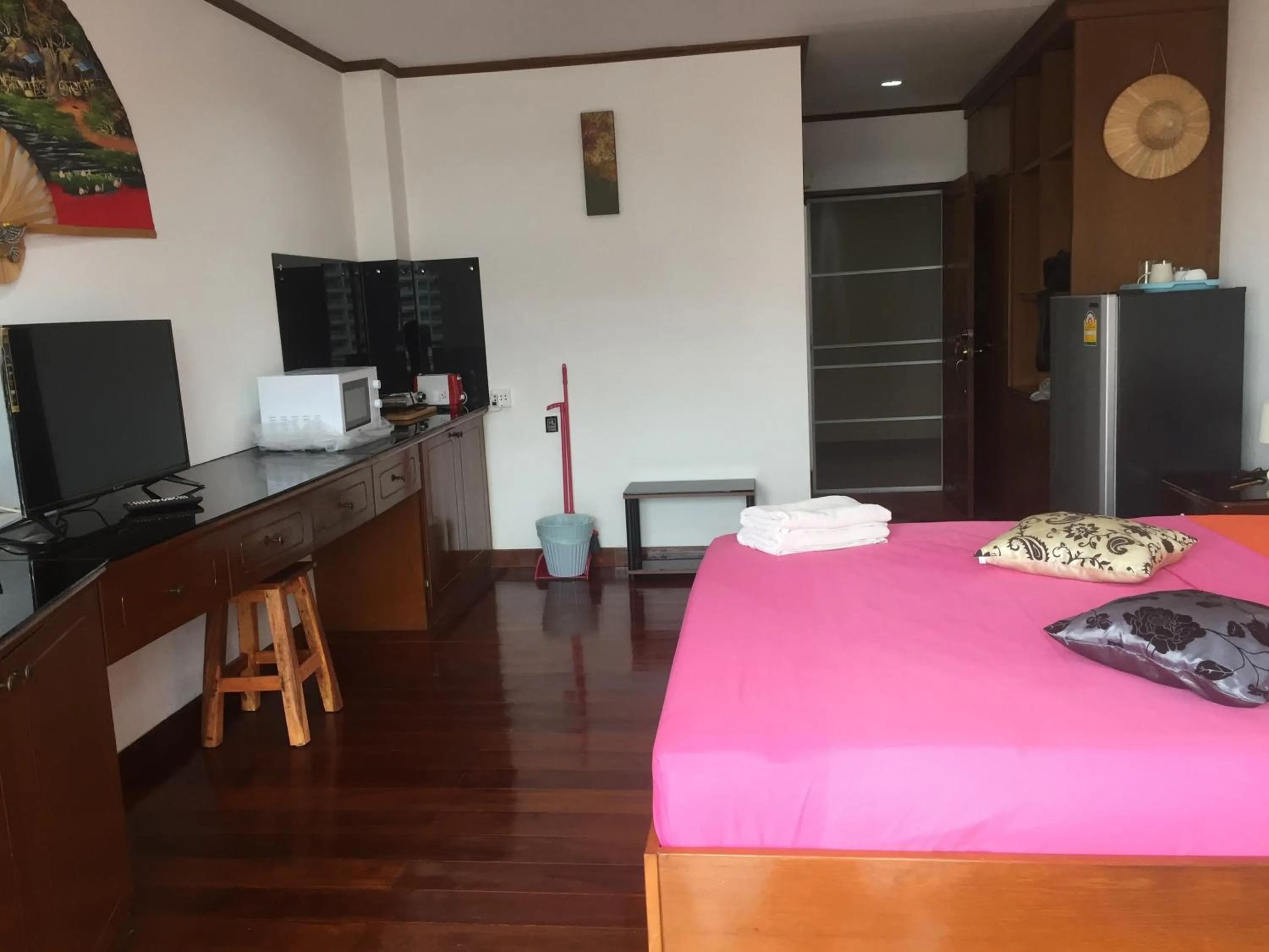 Photo of the whole room in B&B view talay 1 jomtien pattaya