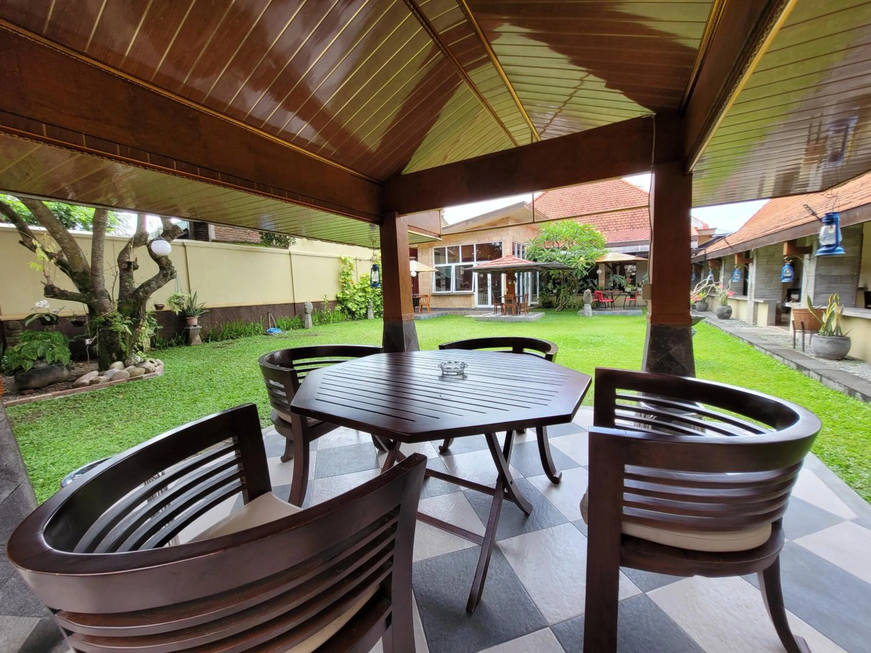 Garden in Ndalem Katong Guest House Ponorogo