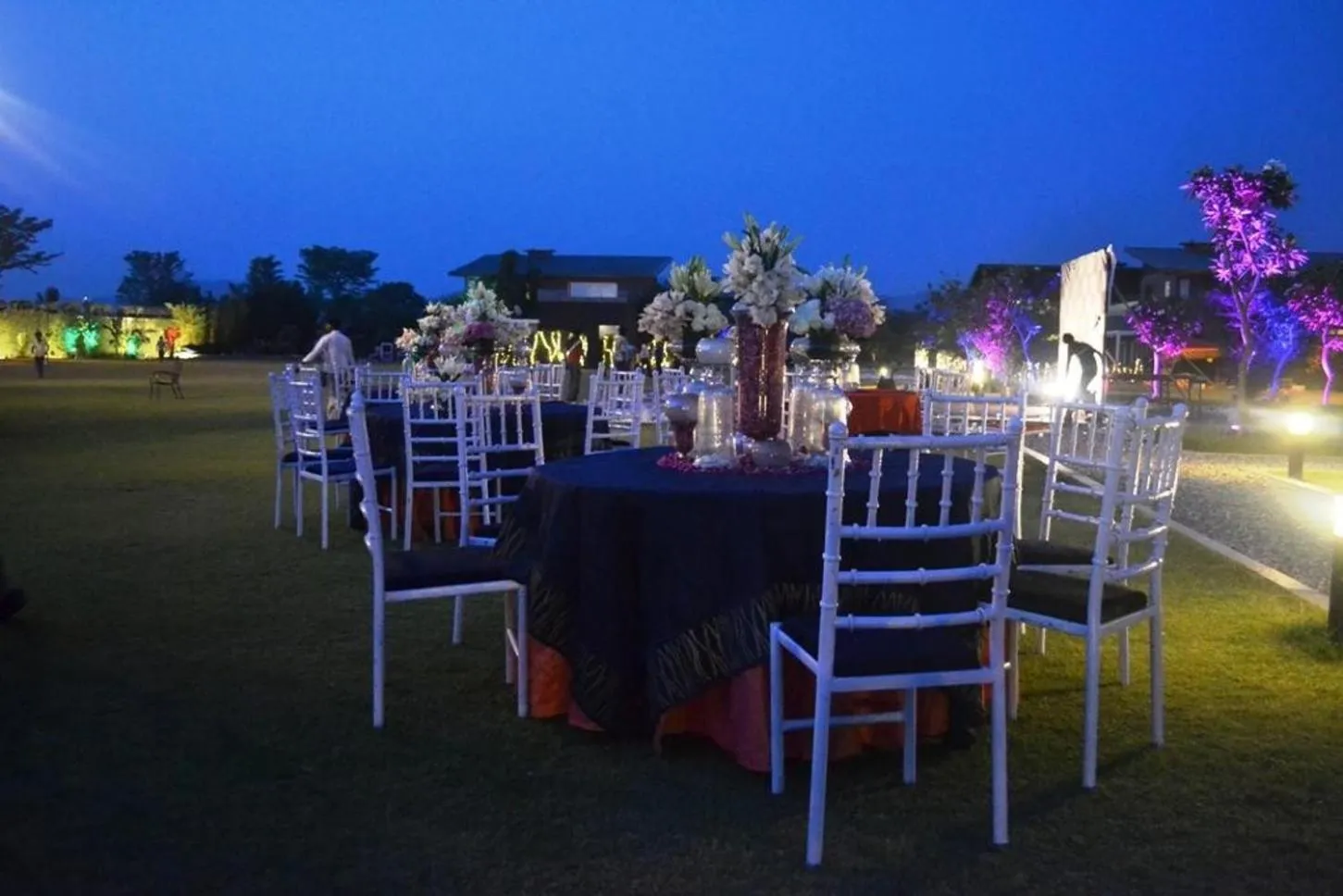 Garden in Amatra By The Ganges