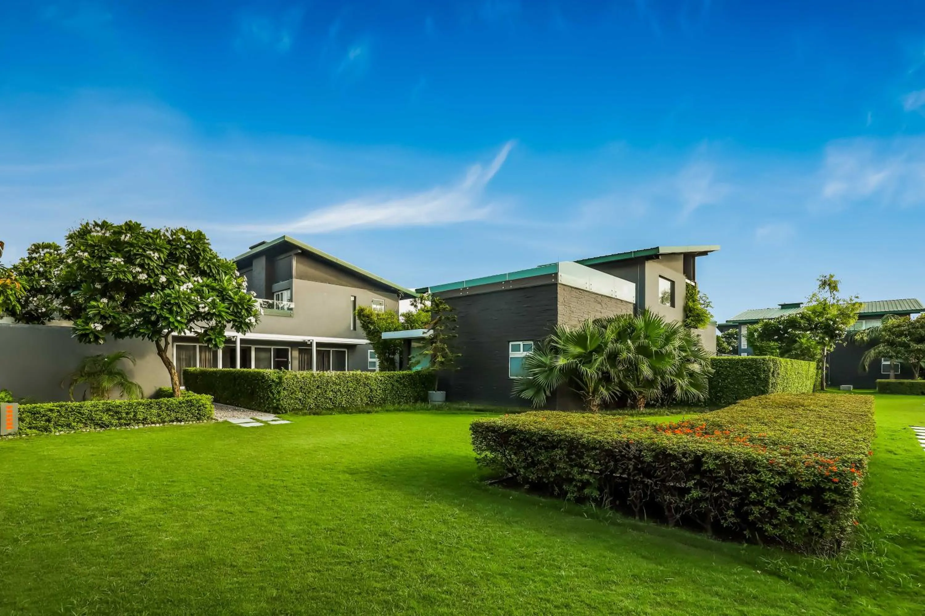 Garden in Amatra By The Ganges