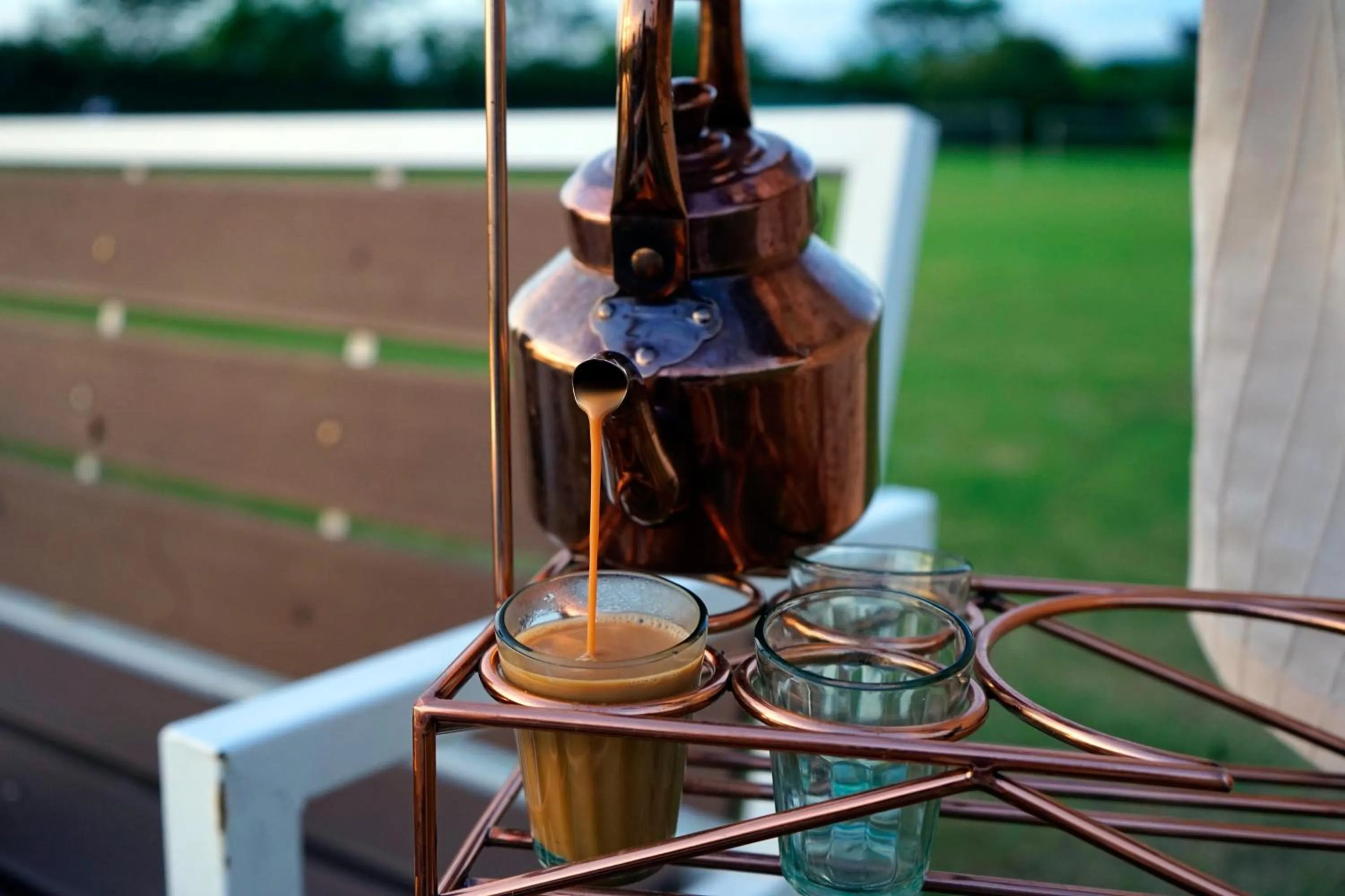 Food and drinks in Amatra By The Ganges