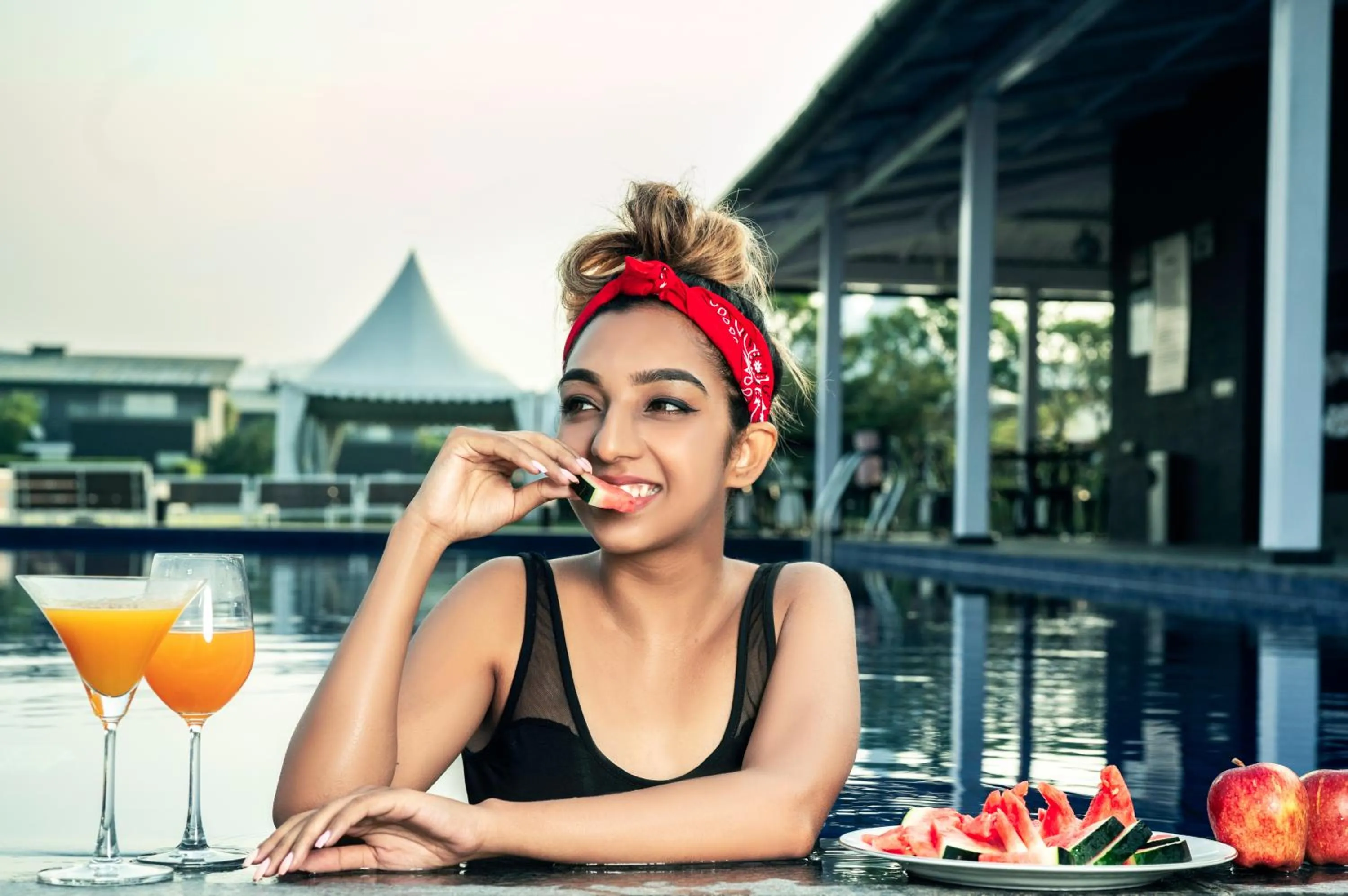 Lounge or bar in Amatra By The Ganges