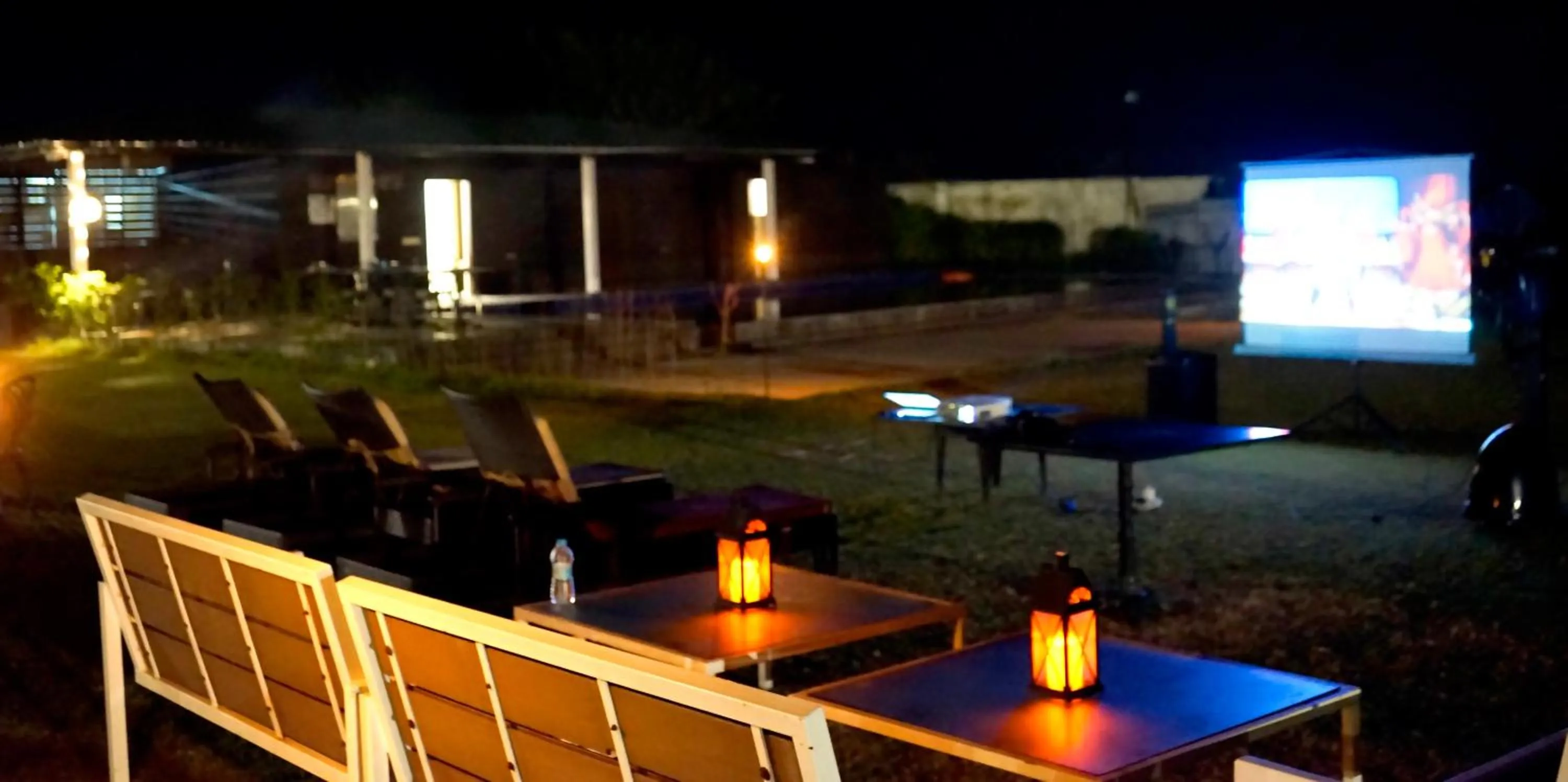 Garden in Amatra By The Ganges