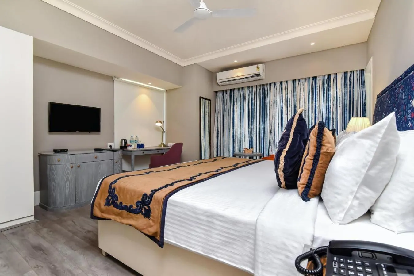 Other, Bed in Amatra By The Ganges