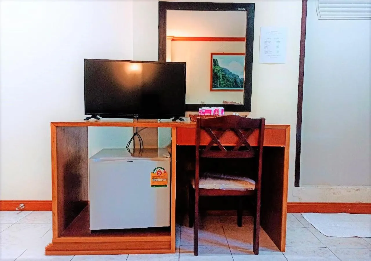 TV and multimedia in Golden Bee PhiPhi