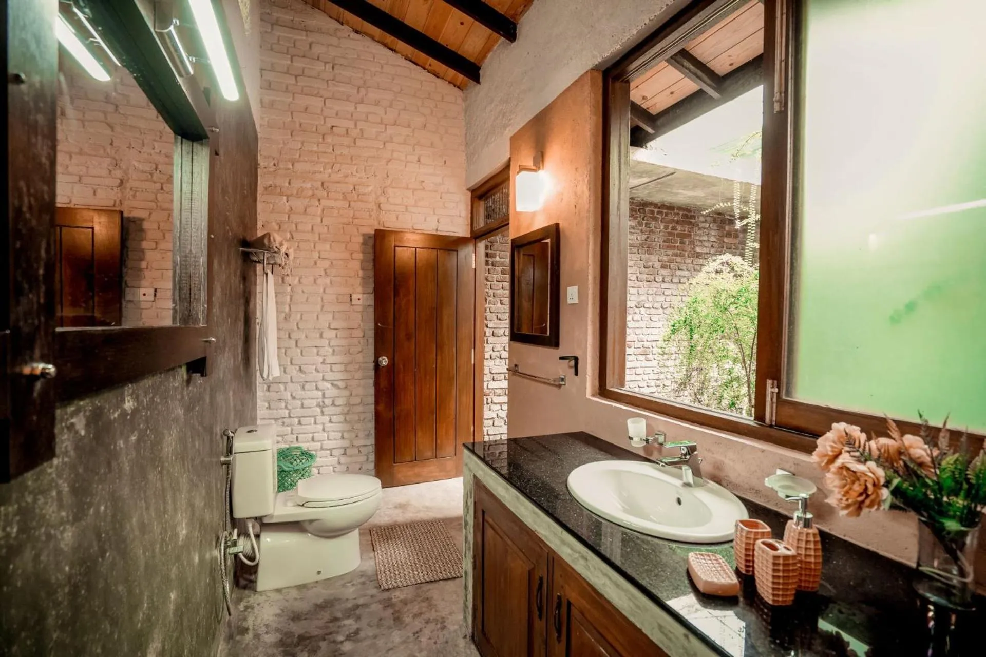 Toilet in Arsulana Eco Lodge & Spa
