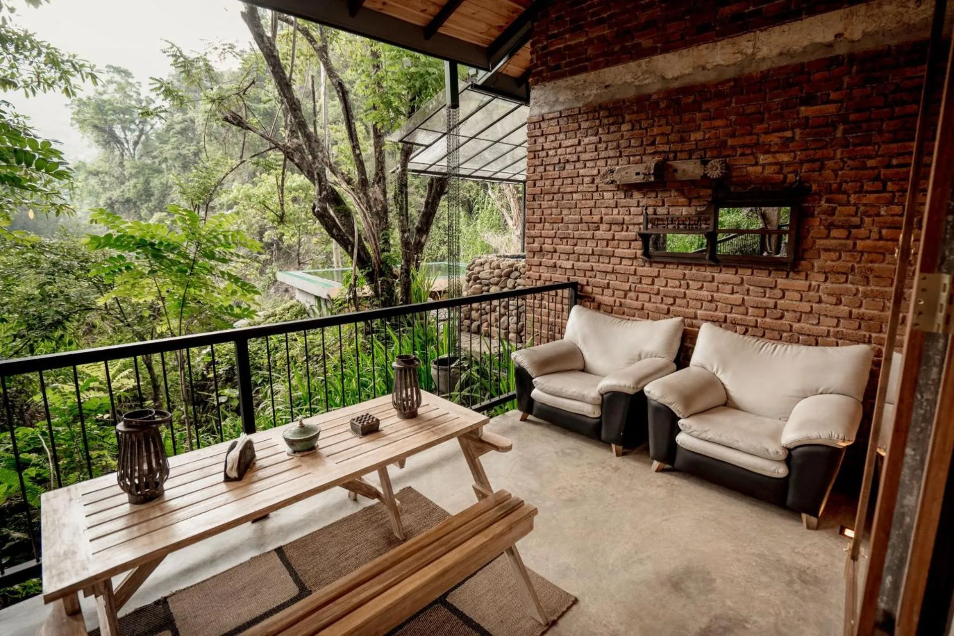 Patio in Arsulana Eco Lodge & Spa