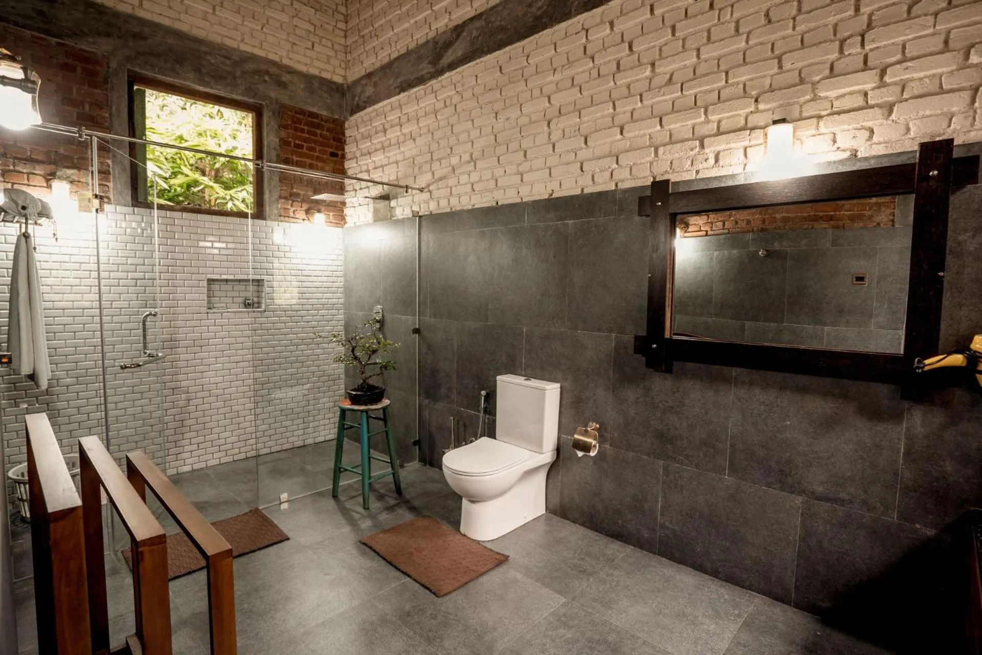 Shower in Arsulana Eco Lodge & Spa