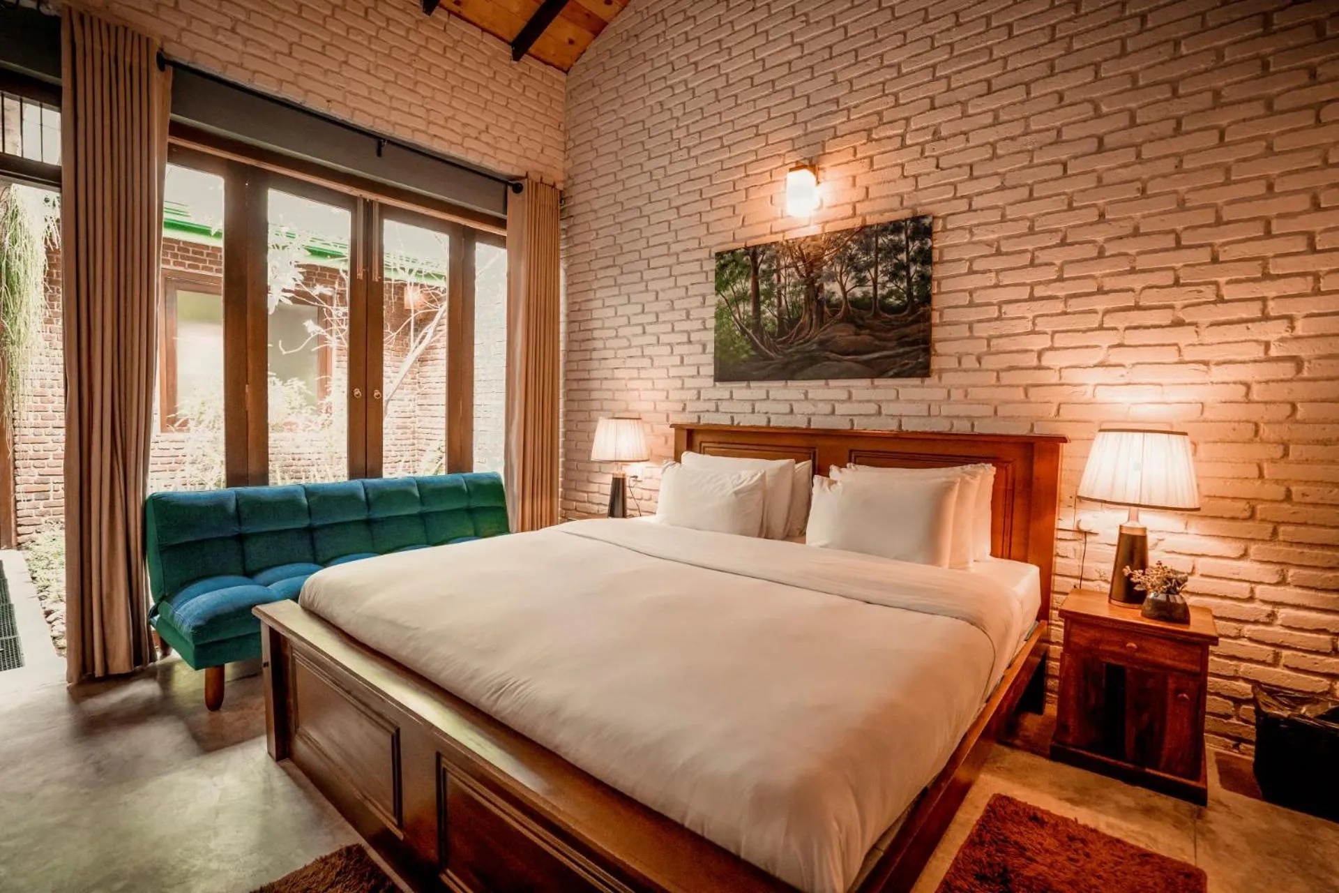 Bed in Arsulana Eco Lodge & Spa