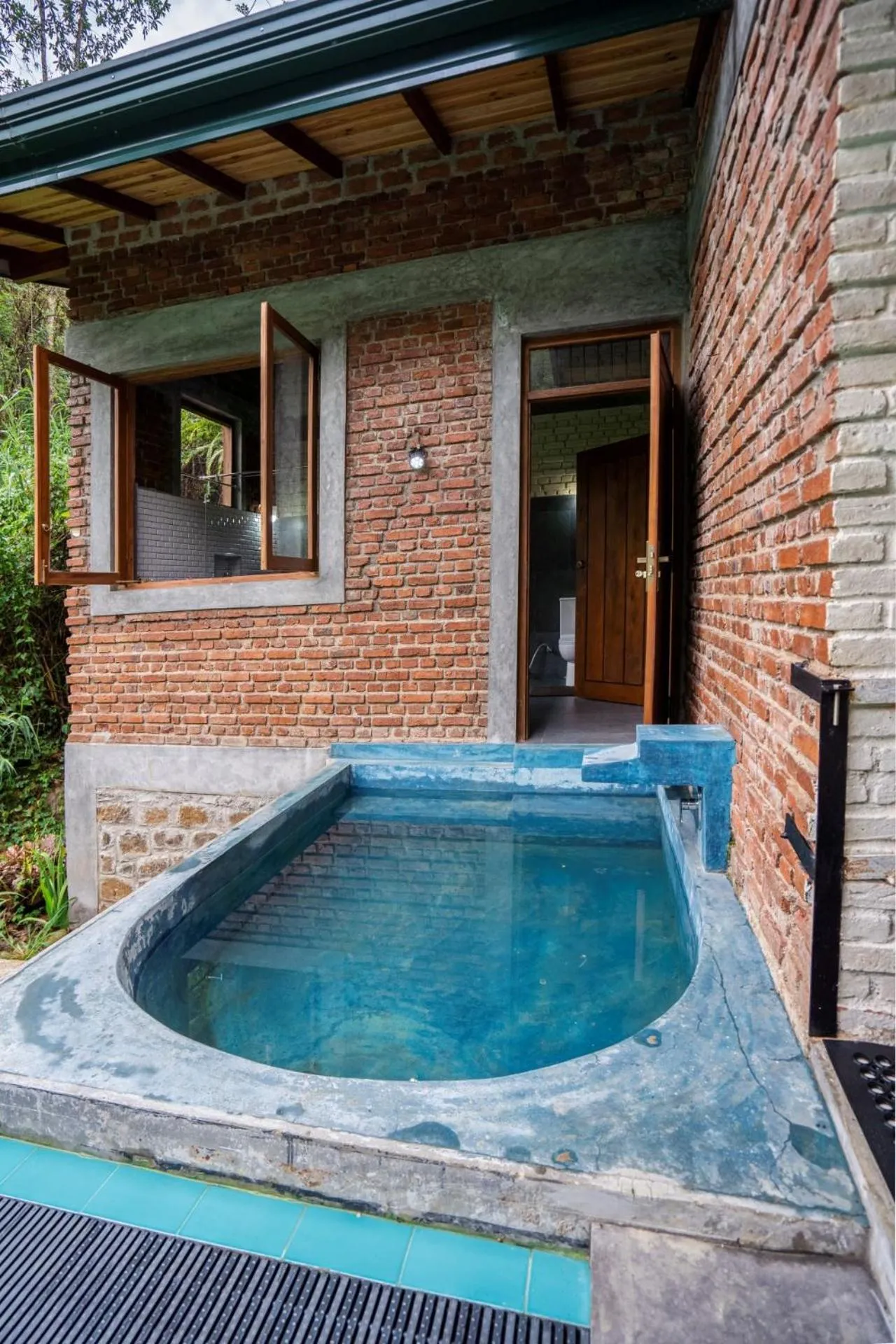 Day in Arsulana Eco Lodge & Spa