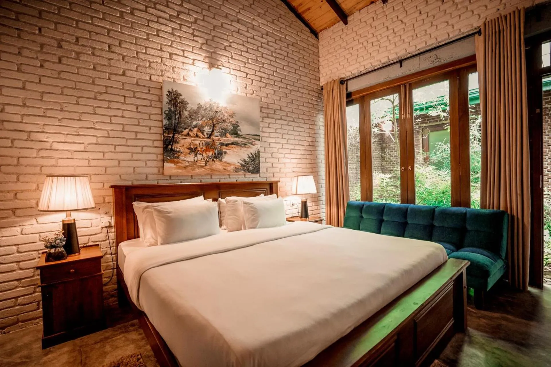 Bed in Arsulana Eco Lodge & Spa