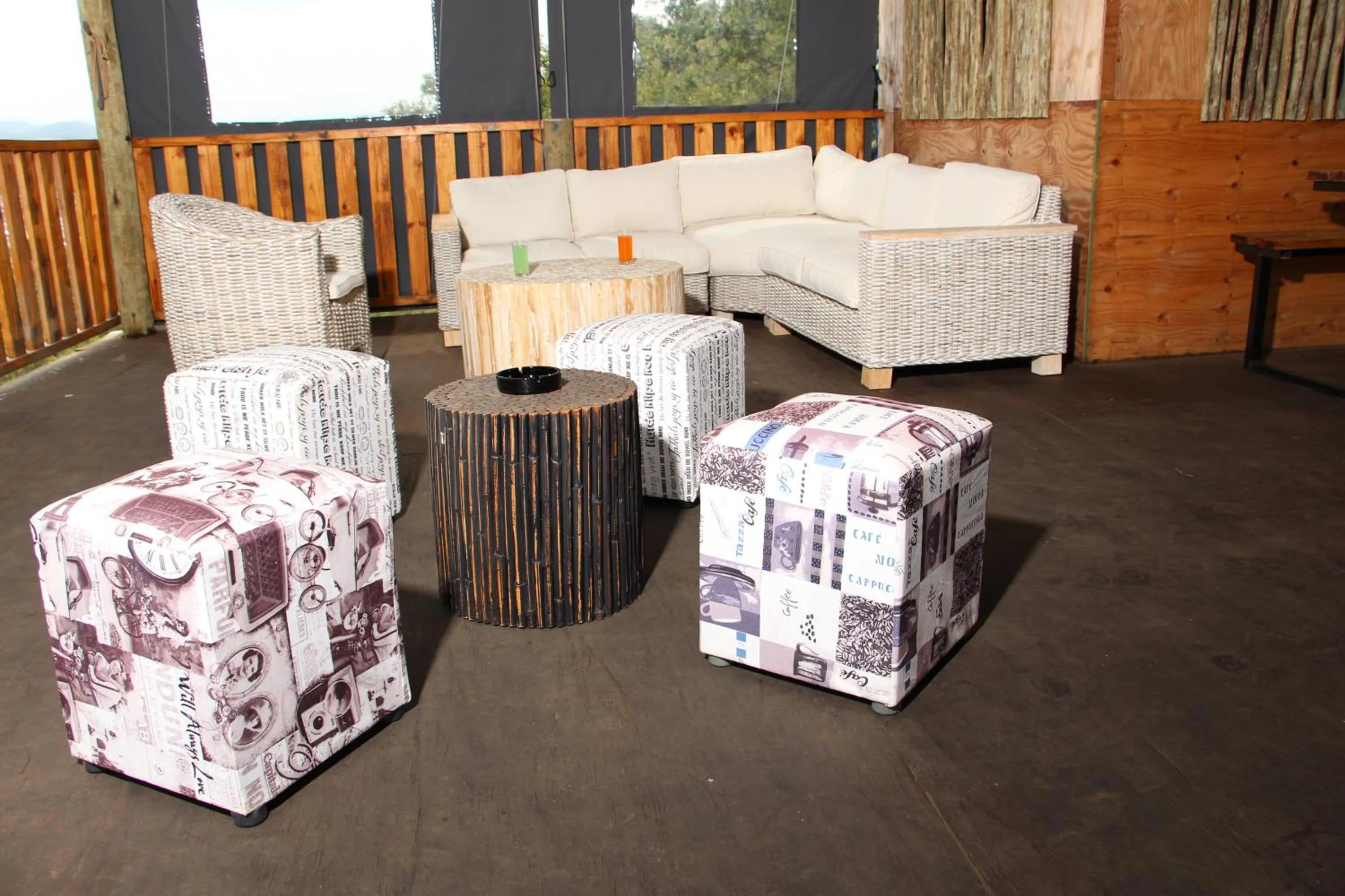 Seating area in View Inn Exclusive Lodge