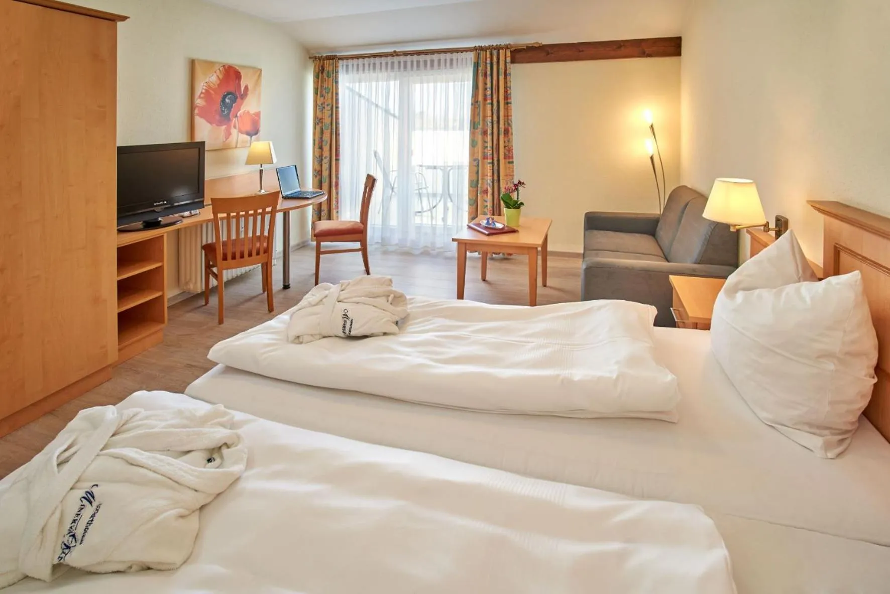 Photo of the whole room, Bed in Apparthotel Minerva Diana Octavia