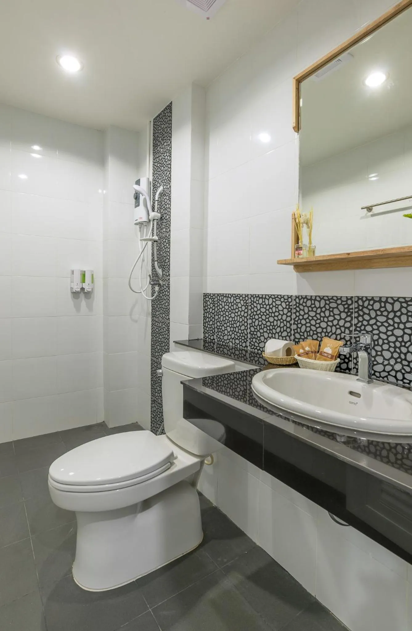 Toilet in Otter House