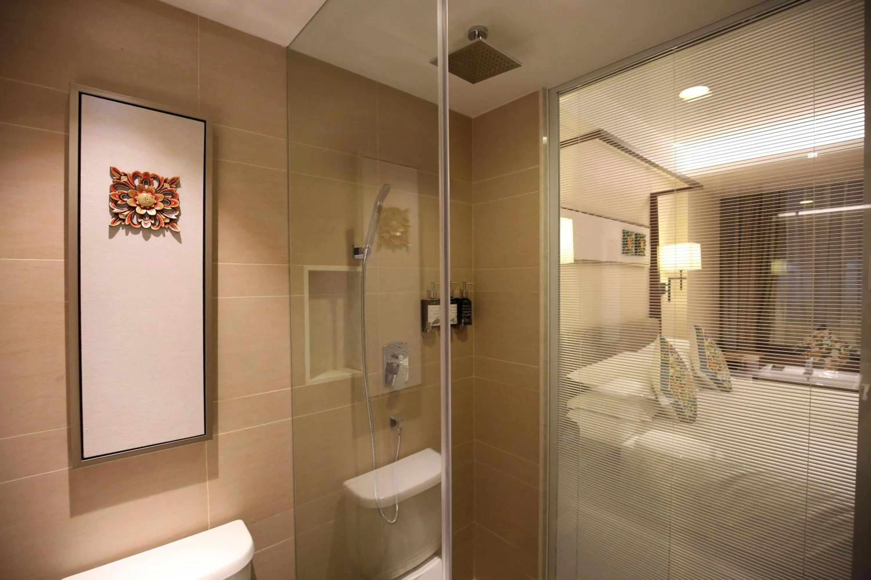 Bathroom, Bed in SSAW Boutique Hotel Shanghai Yilin