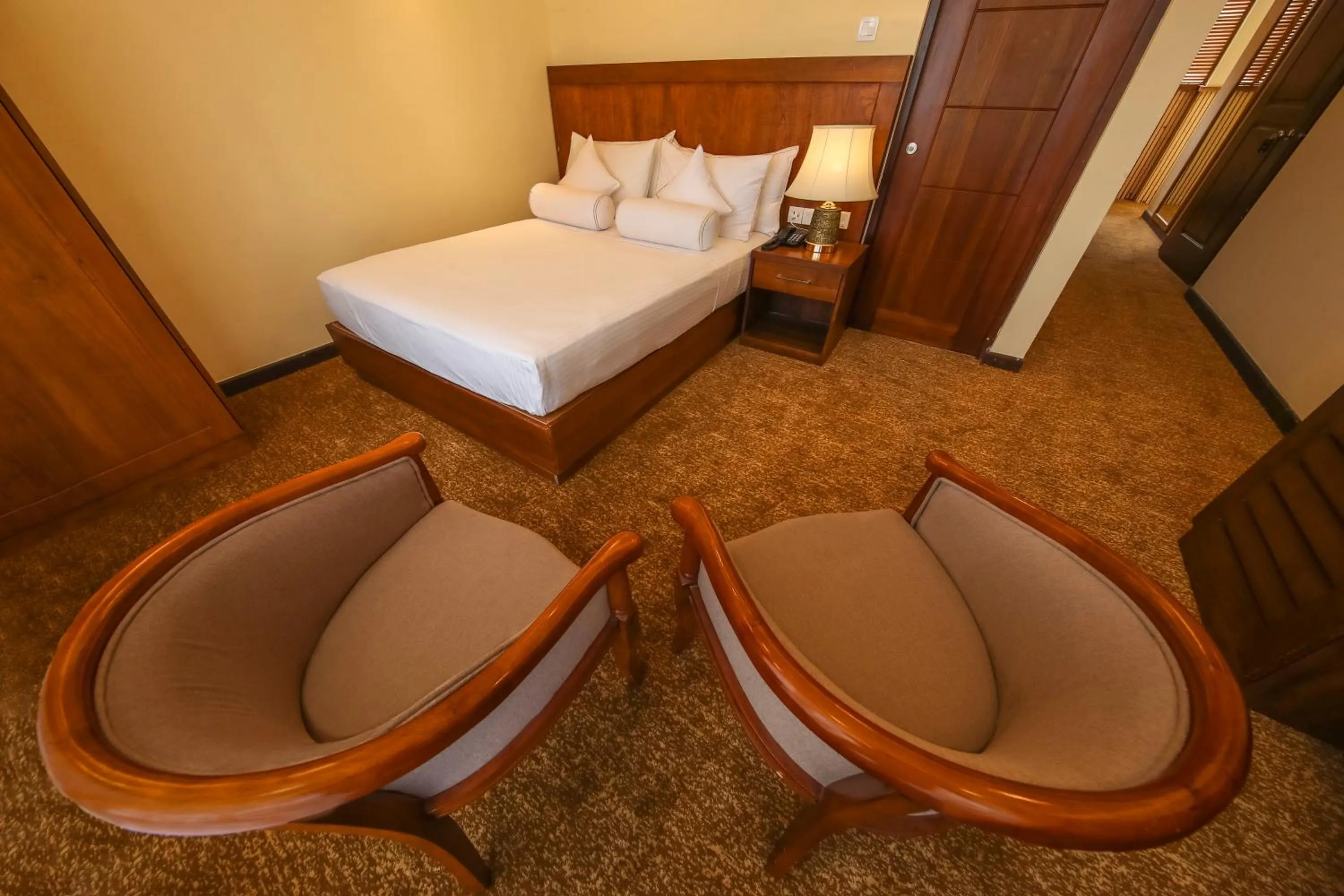 Photo of the whole room, Bed in Serene Kandy