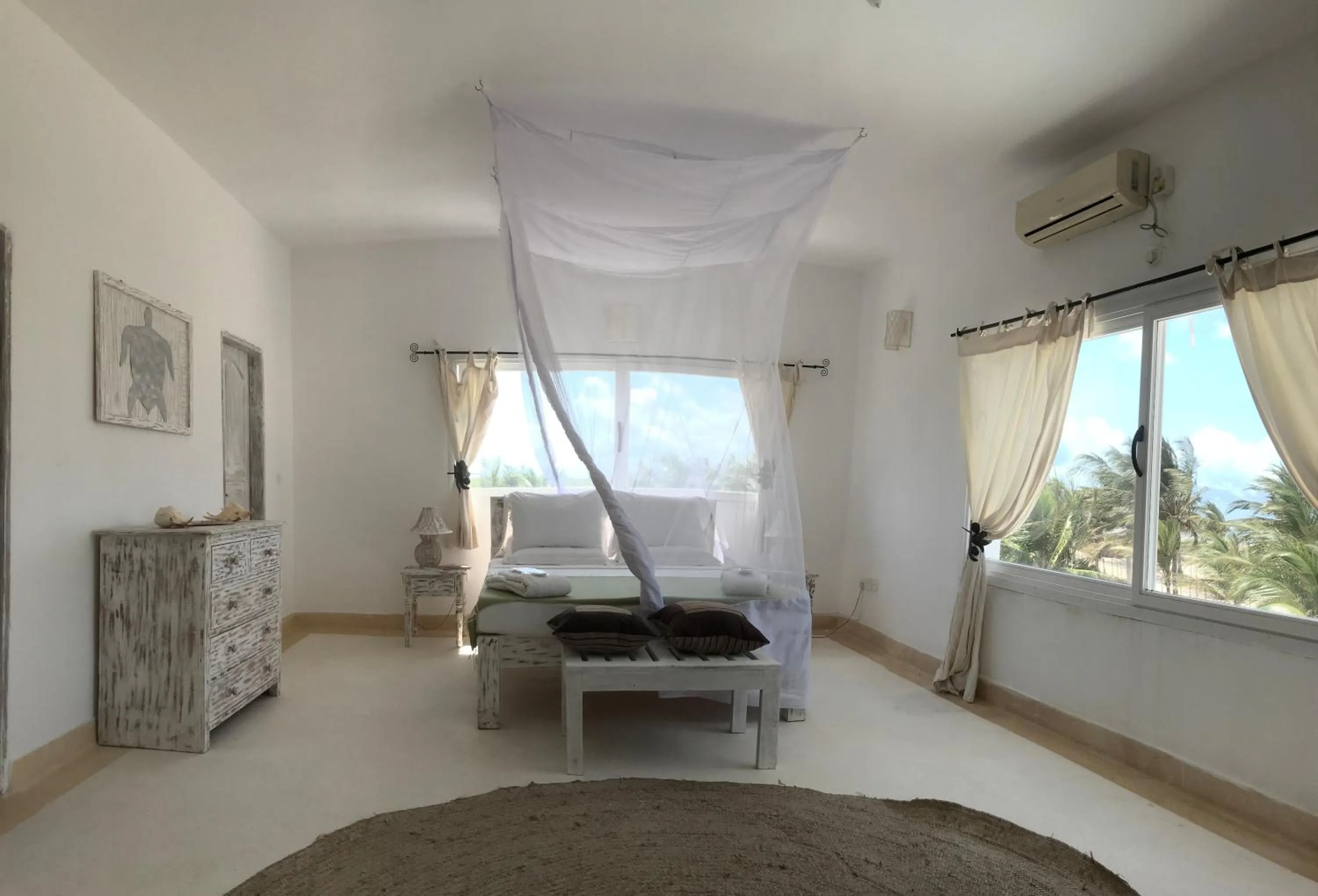 Photo of the whole room in Life Resort St. Thomas Royal Palm