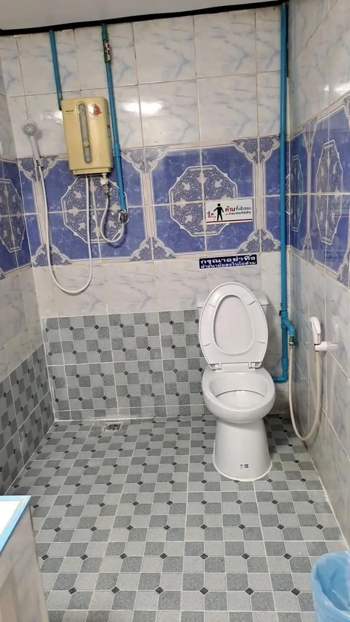 Bathroom in Runa Group House Samed