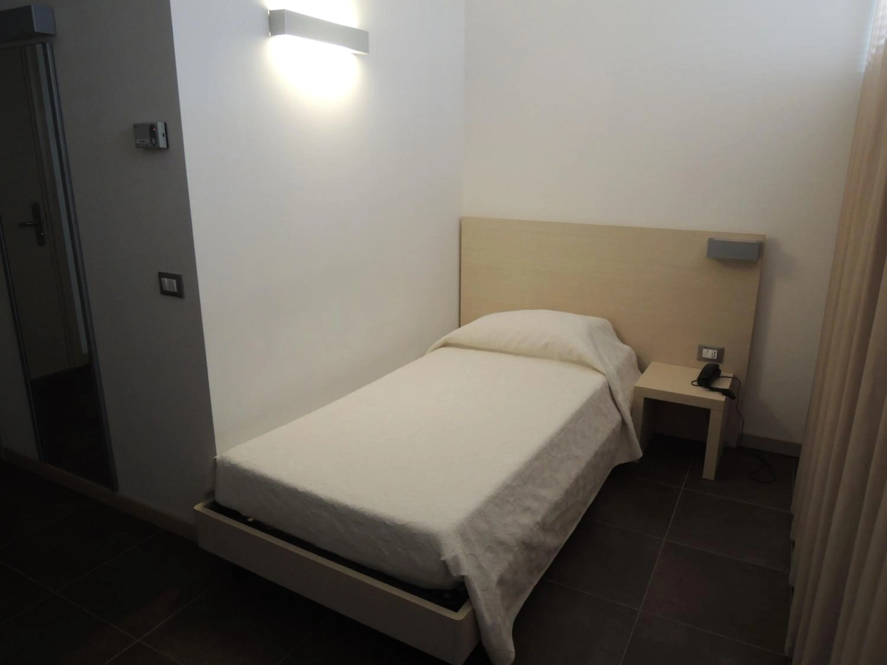 Photo of the whole room, Bed in San Giorgio Hotel