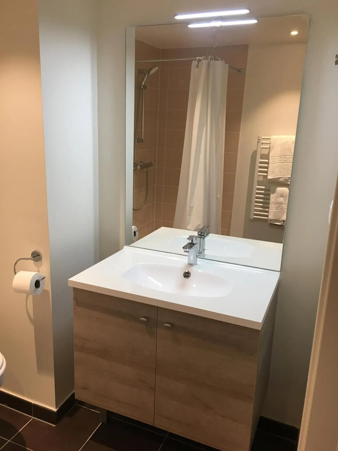 Breakfast in Kosy Appart'hôtels Art'&Facts