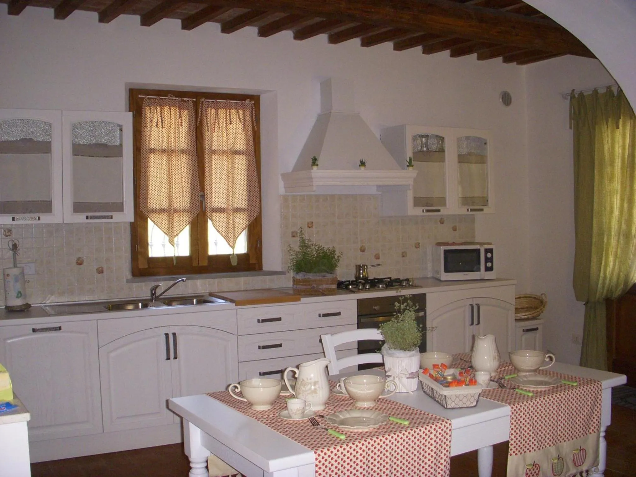 Kitchen or kitchenette in B&B Antica Dimora