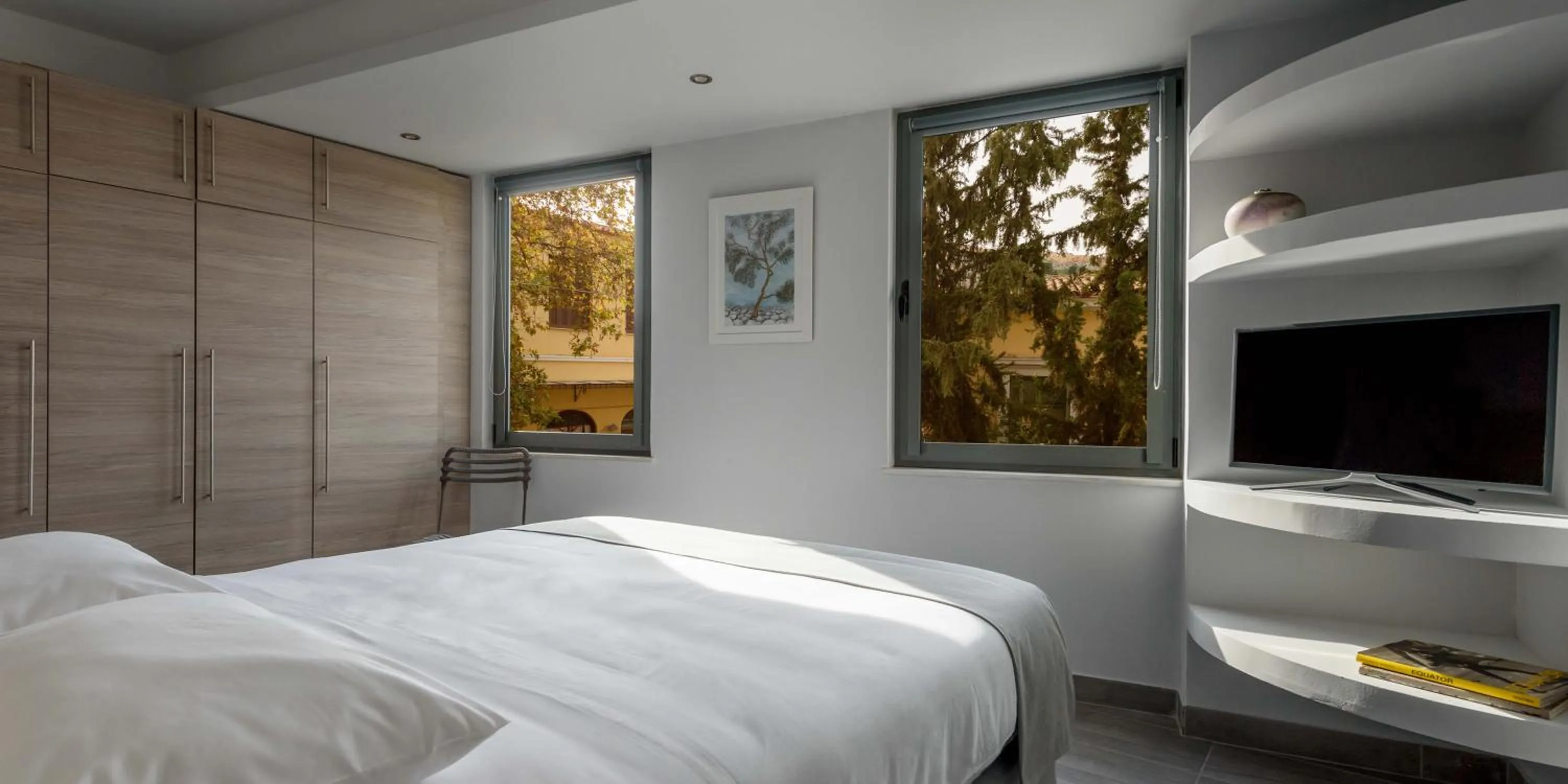 Bedroom, Bed in Fos Residential Apartments