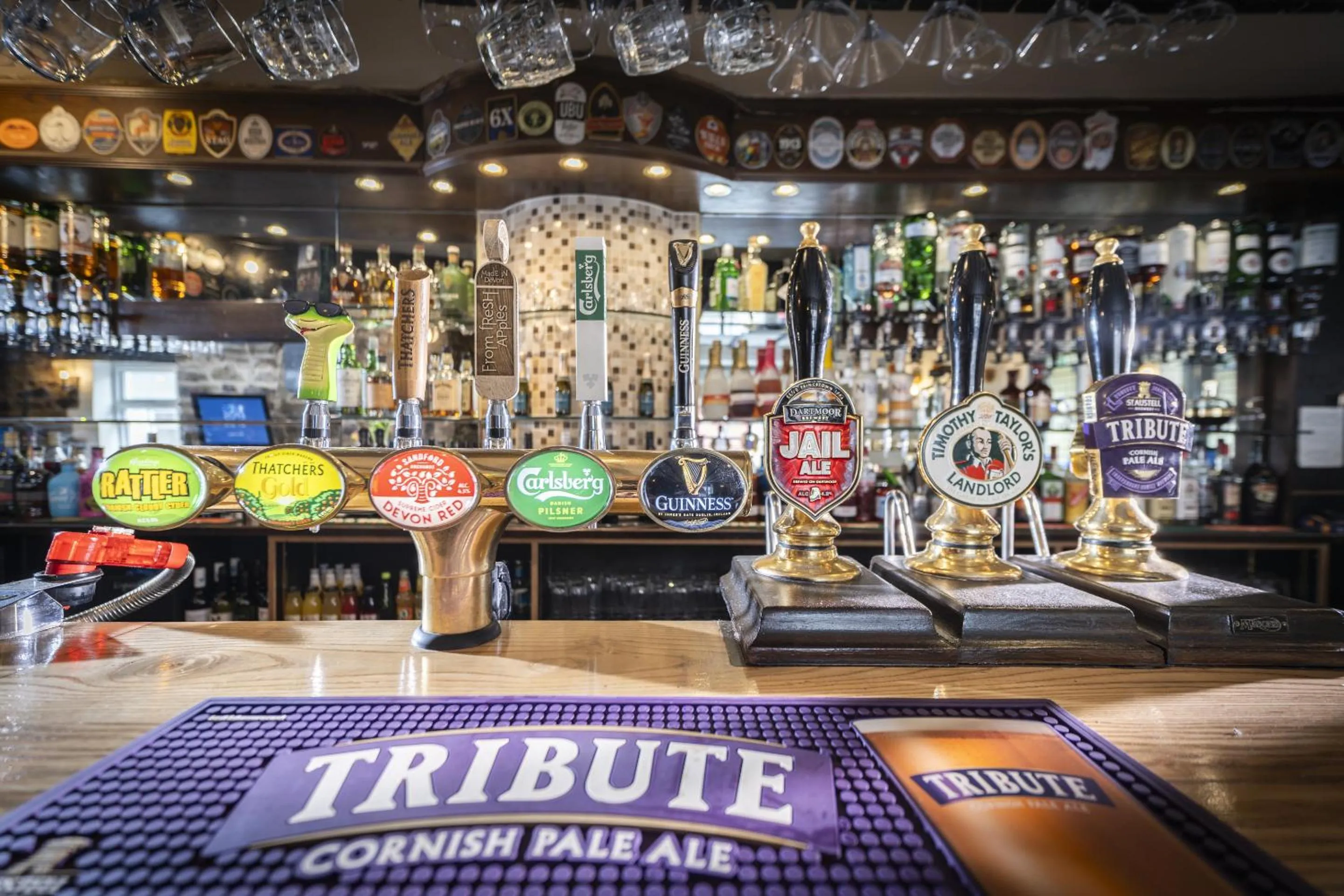 Lounge or bar in The Cromwell Arms Inn