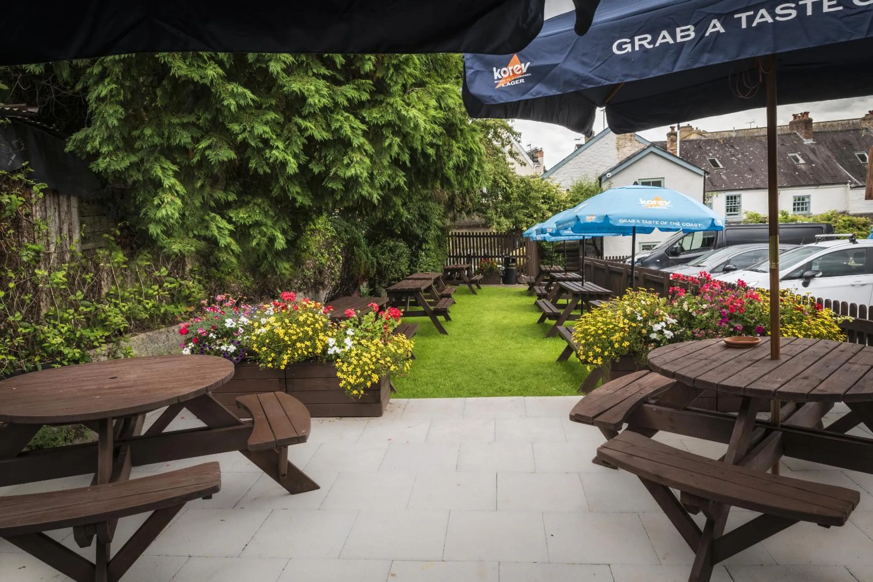 Property building in The Cromwell Arms Inn