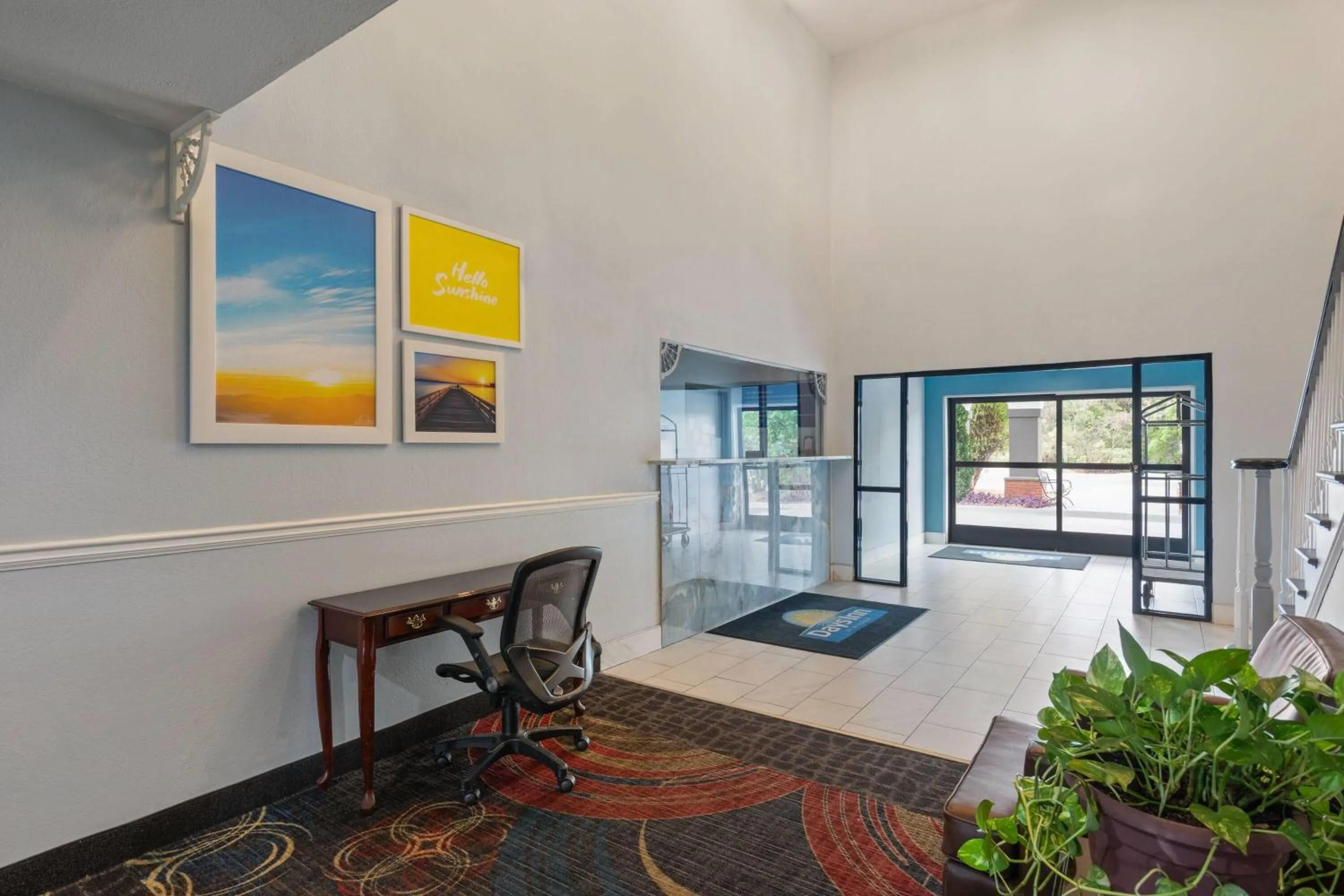 Lobby or reception, Bed in Days Inn by Wyndham Lincoln