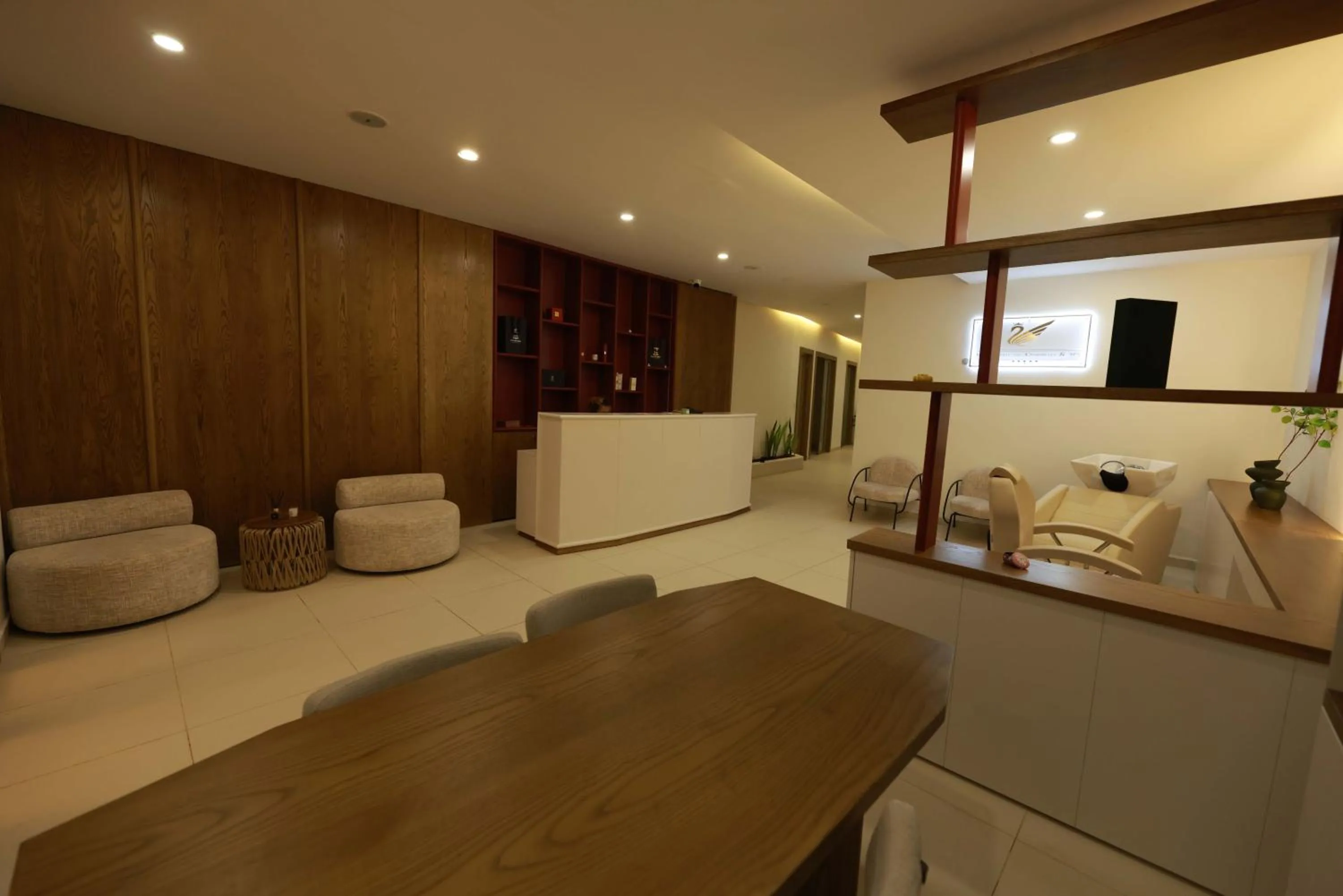 Spa and wellness centre/facilities in Suites Hôtel Les Charmilles & Spa