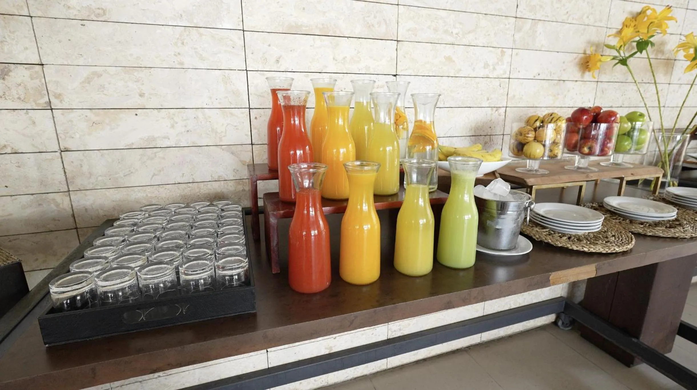 Buffet breakfast in Terrado Suites Antofagasta