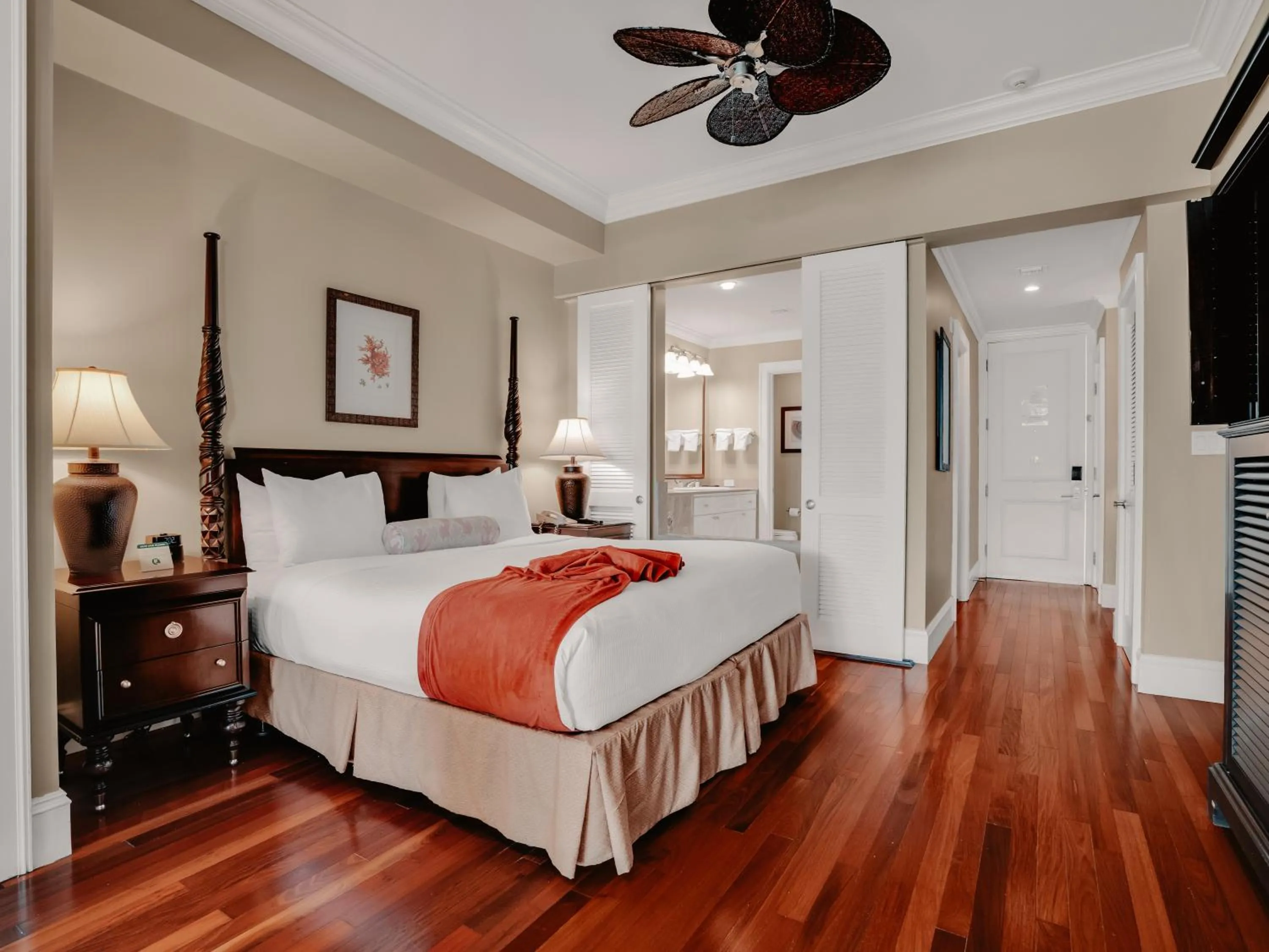 Bed in Valentines Resort & Marina