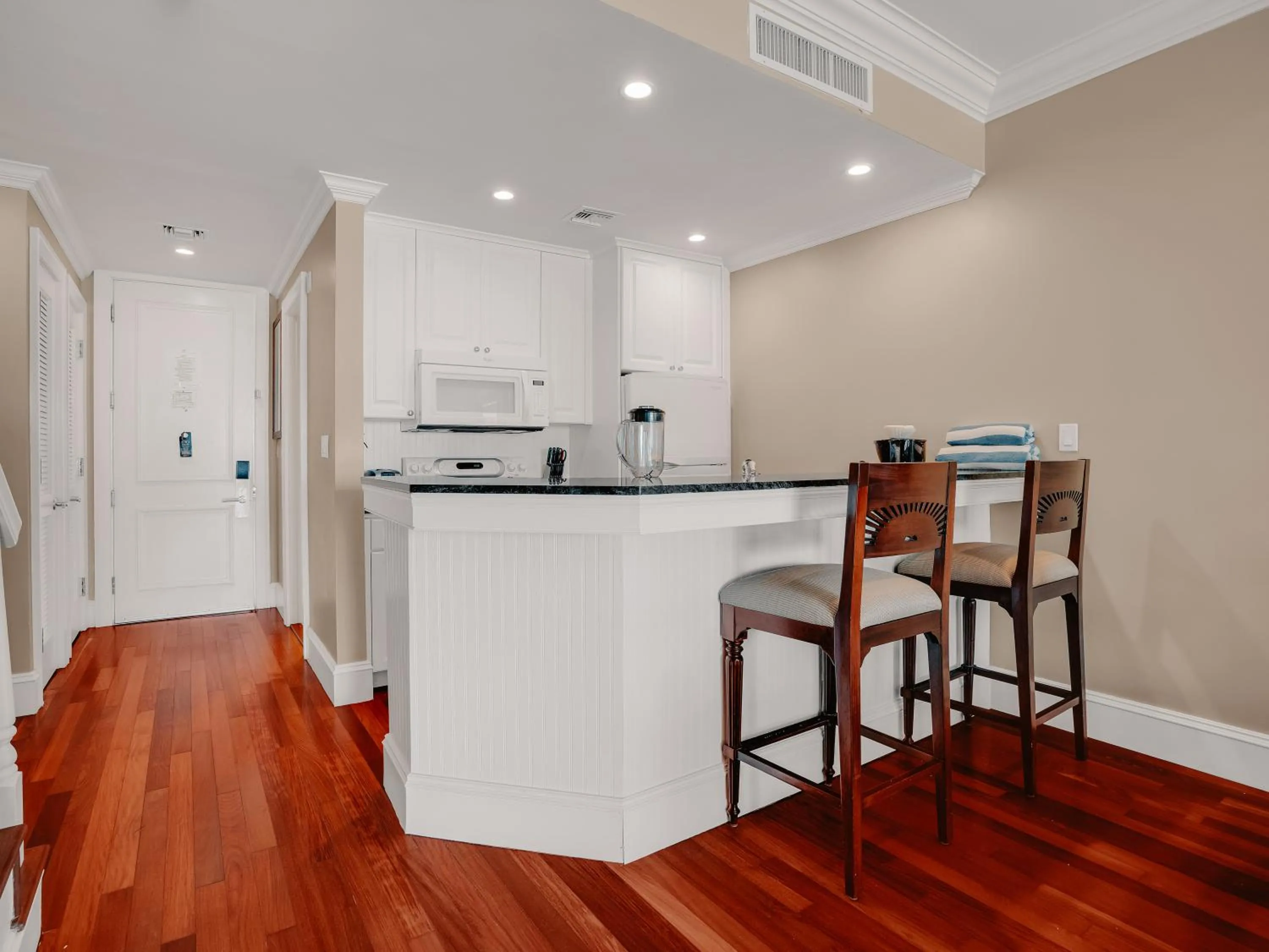 Kitchen or kitchenette in Valentines Resort & Marina