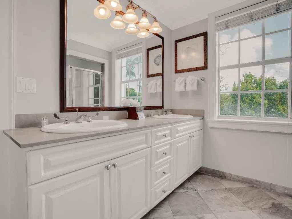 Valentines Resort & Marina