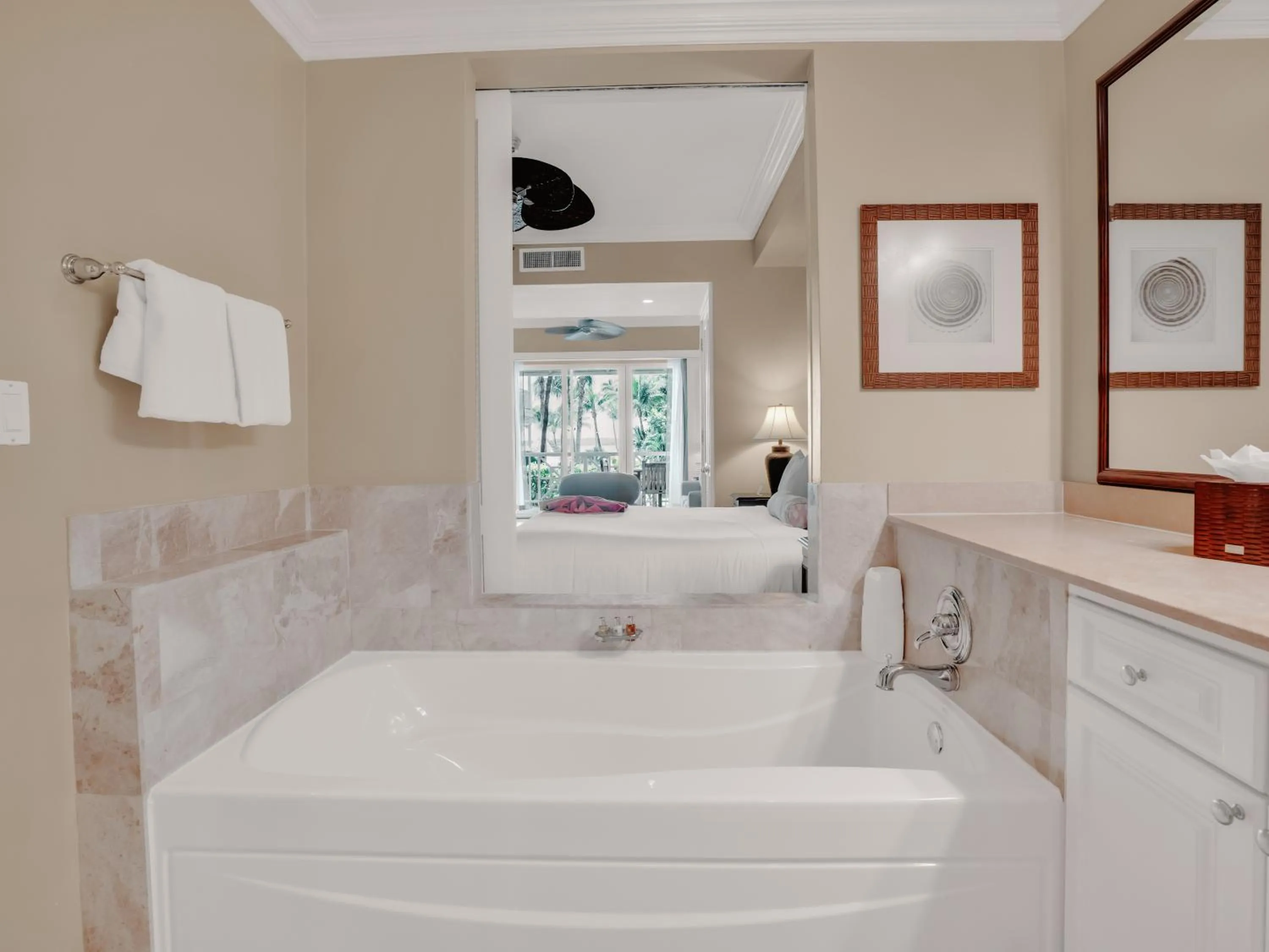 Bathroom in Valentines Resort & Marina