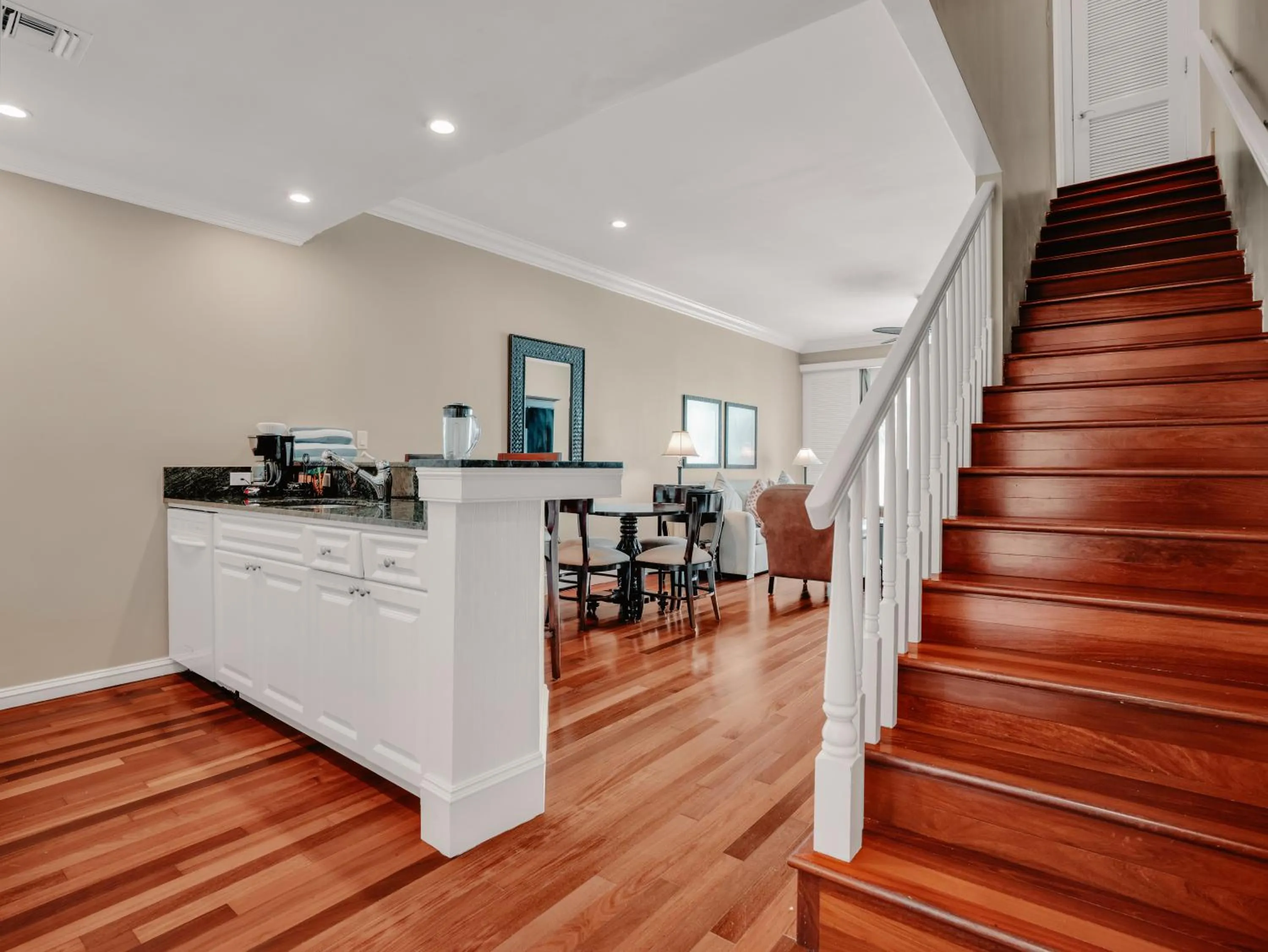 Kitchen or kitchenette in Valentines Resort & Marina