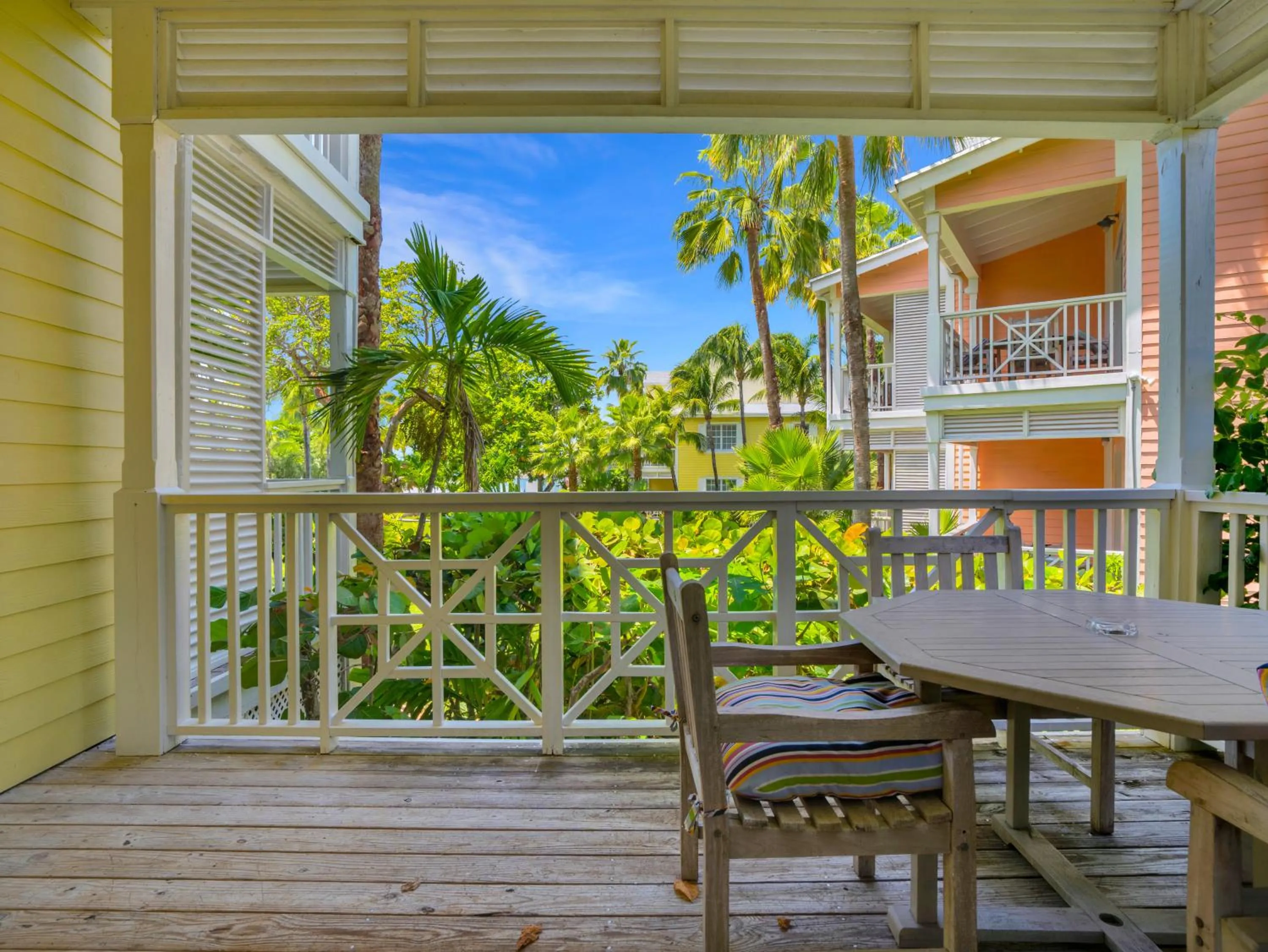 Patio in Valentines Resort & Marina