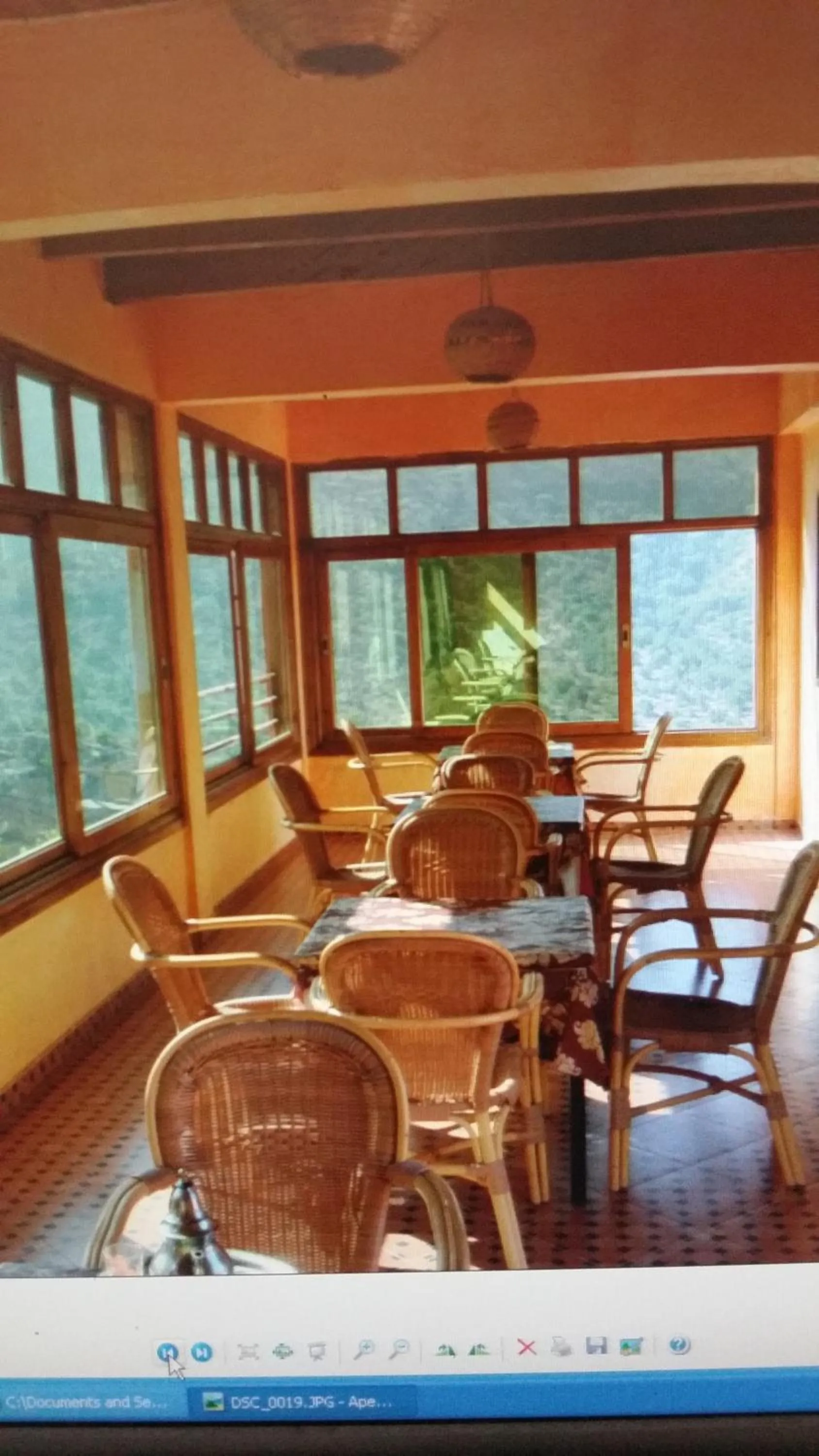 Restaurant/places to eat in Auberge BAB IMOUZER