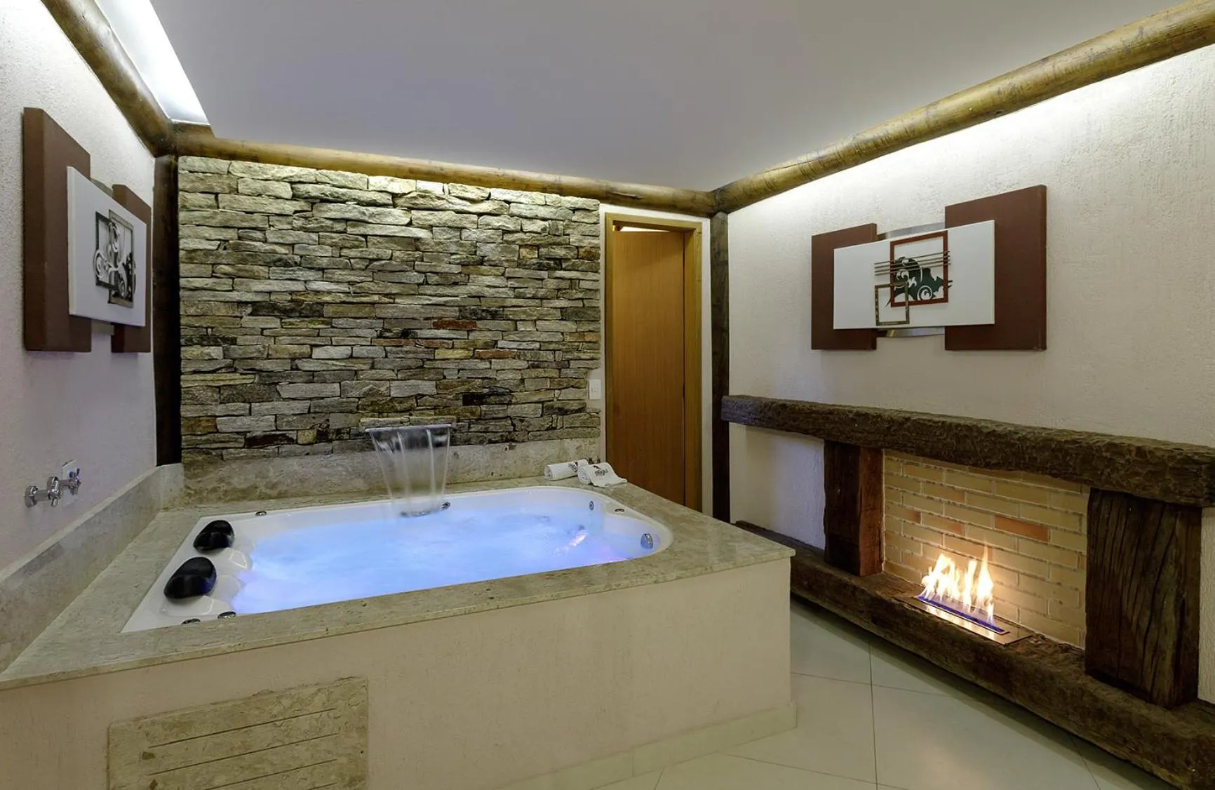 Bath in Pousada Cantagalo