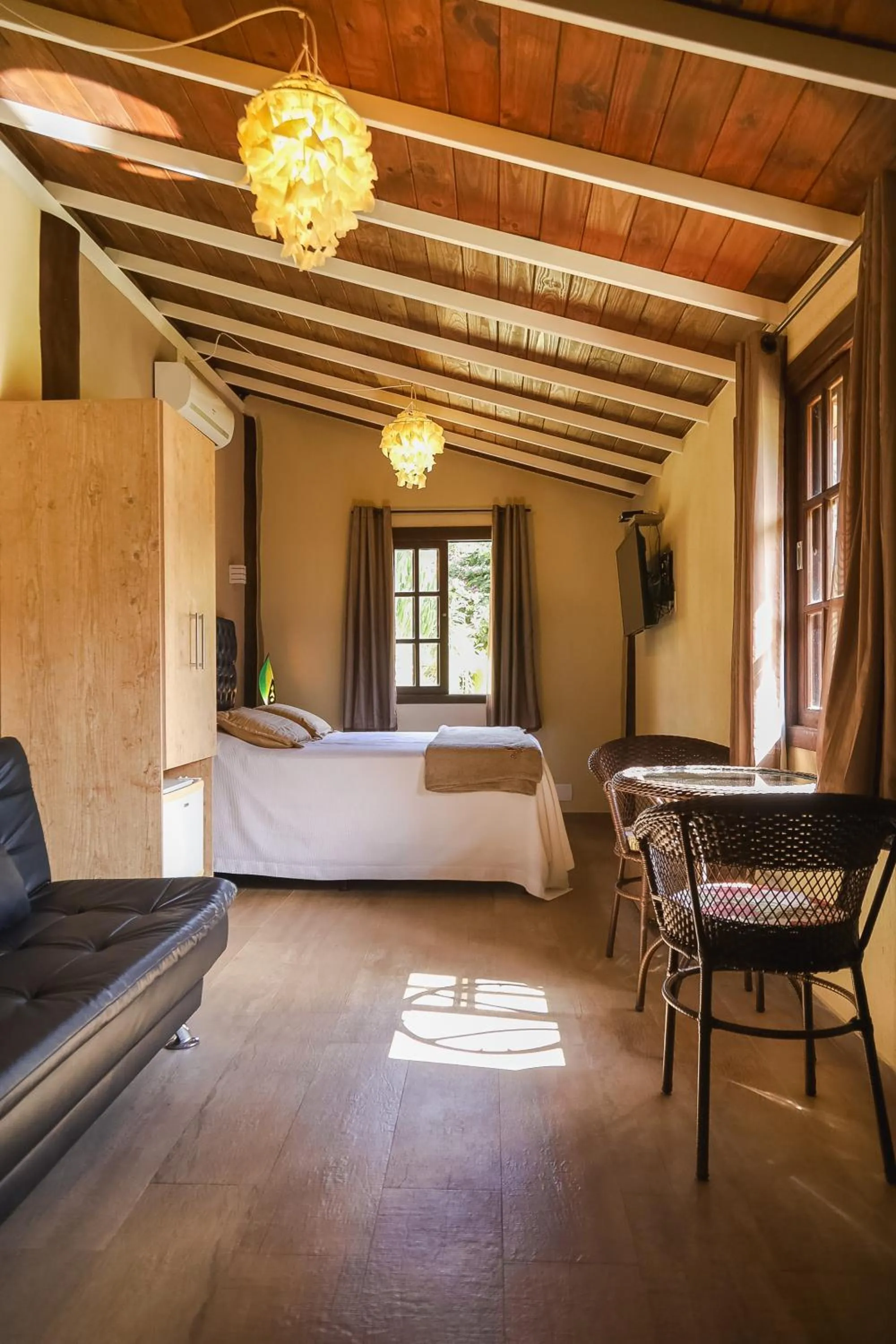 Bedroom, Bed in Pousada Cantagalo