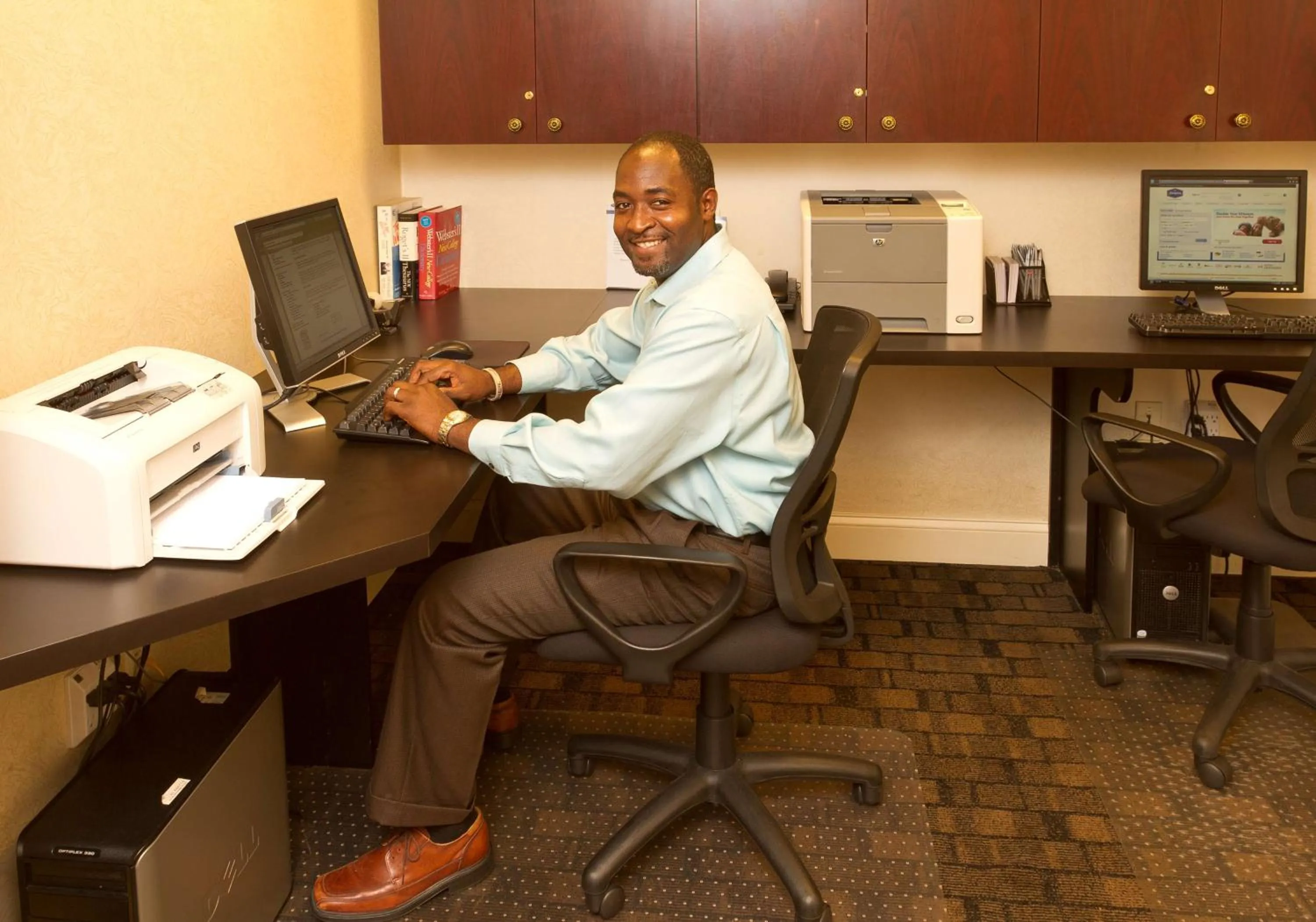 Business facilities in Hampton Inn & Suites Jacksonville-Airport