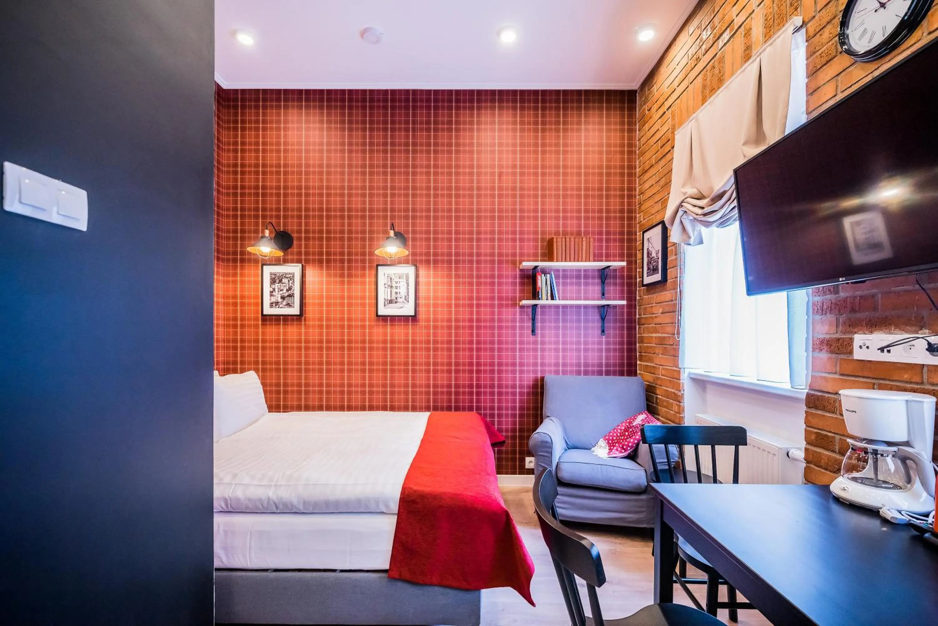 Photo of the whole room, Bed in Revelton Studios Karlovy Vary