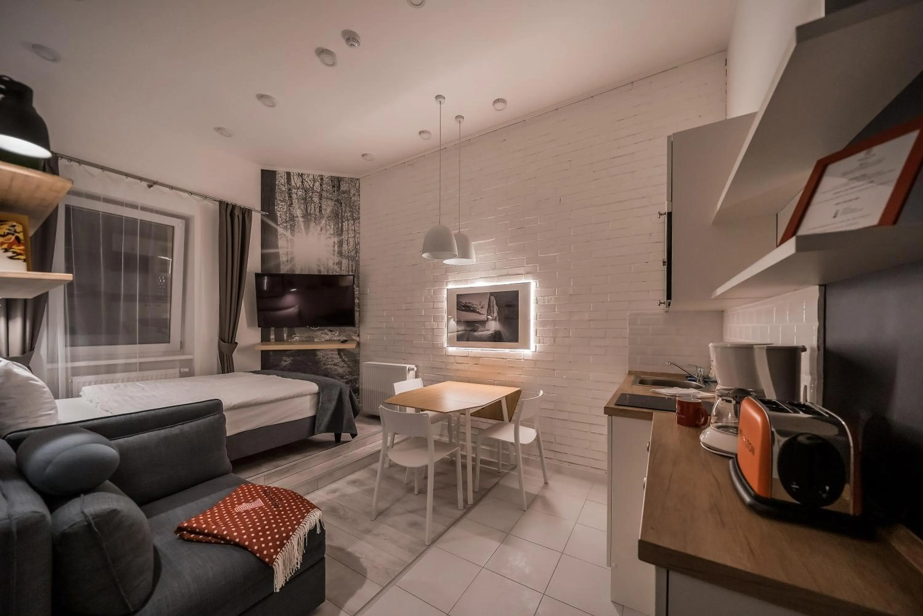 Photo of the whole room in Revelton Studios Karlovy Vary