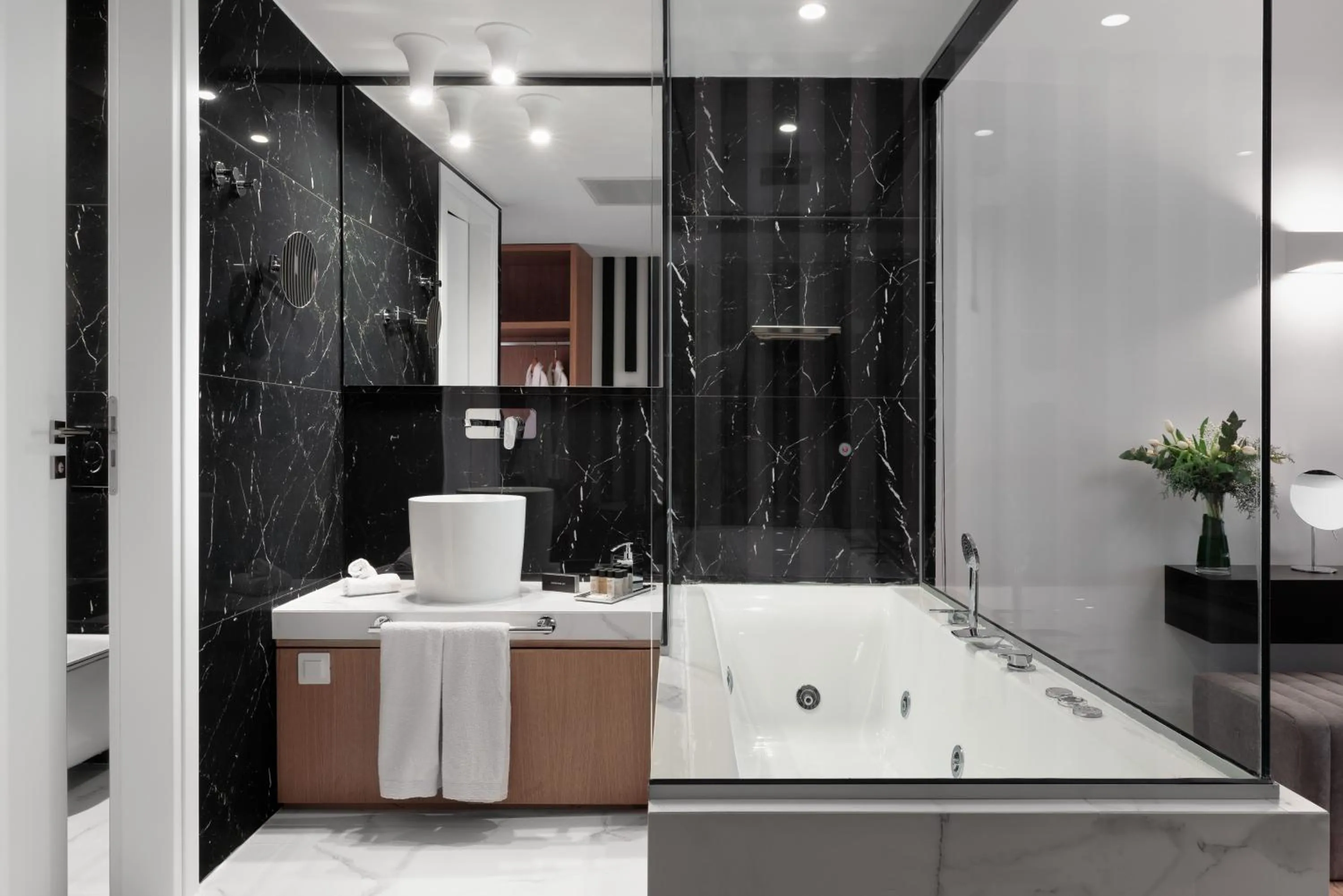 Elia Ermou Athens Hotel