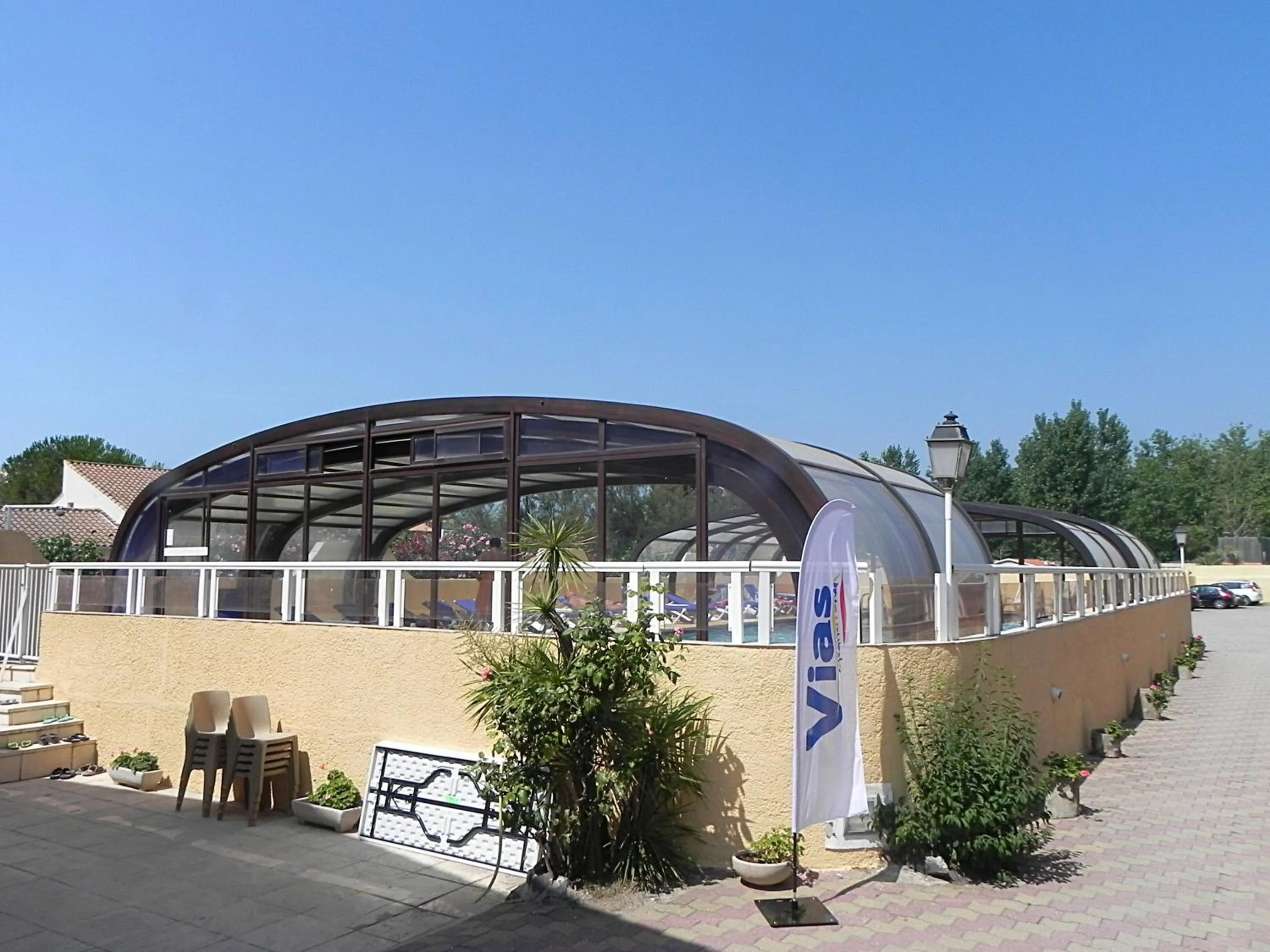 Swimming pool in Hotel Myriam Vias Plage